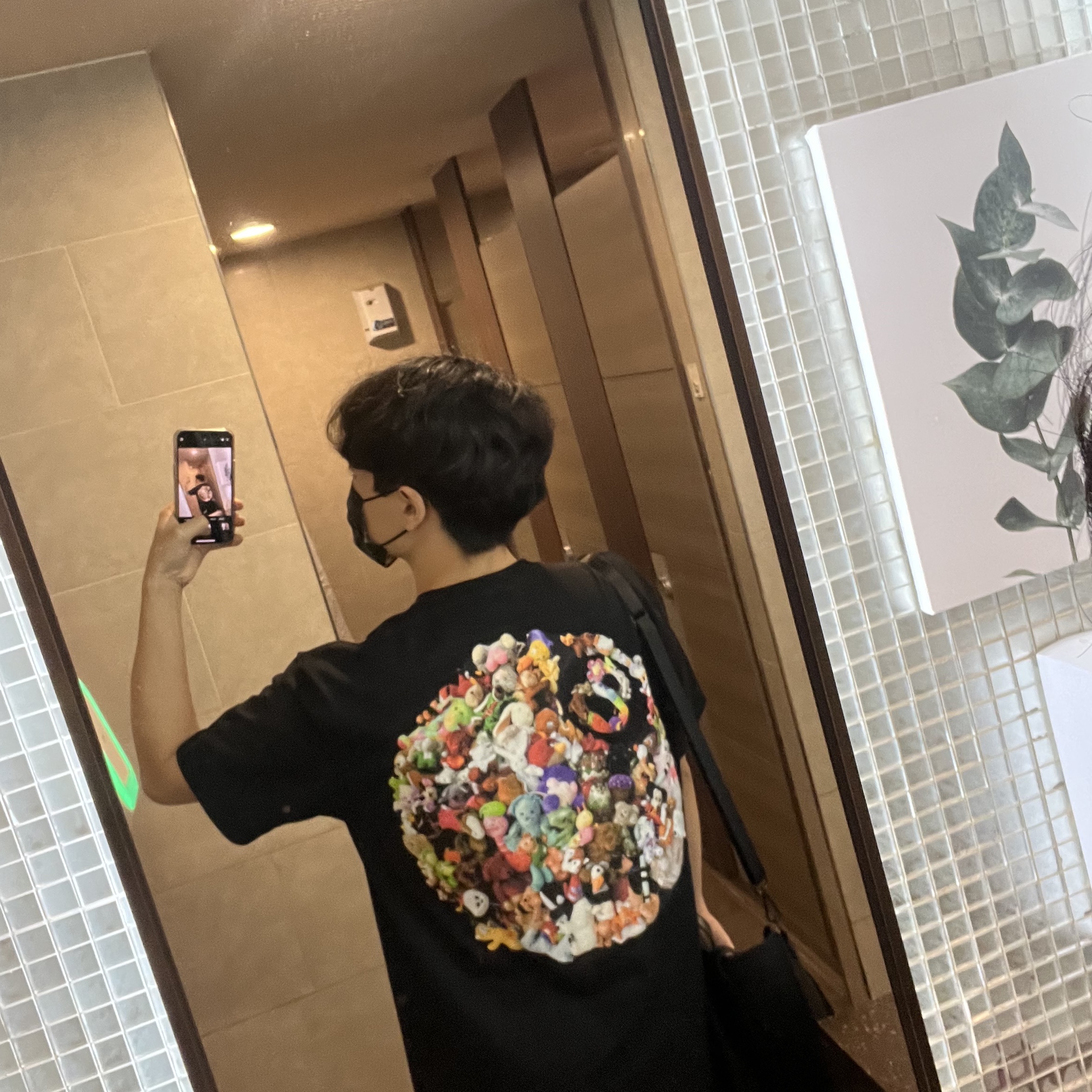 Stussy Plush T-Shirt Black 착용 스타일