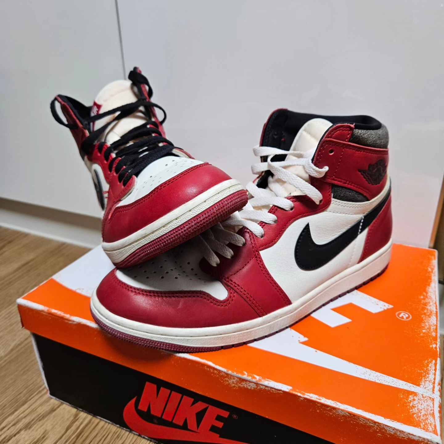 Jordan 1 Retro High OG Chicago 2022 착용 스타일 - 4