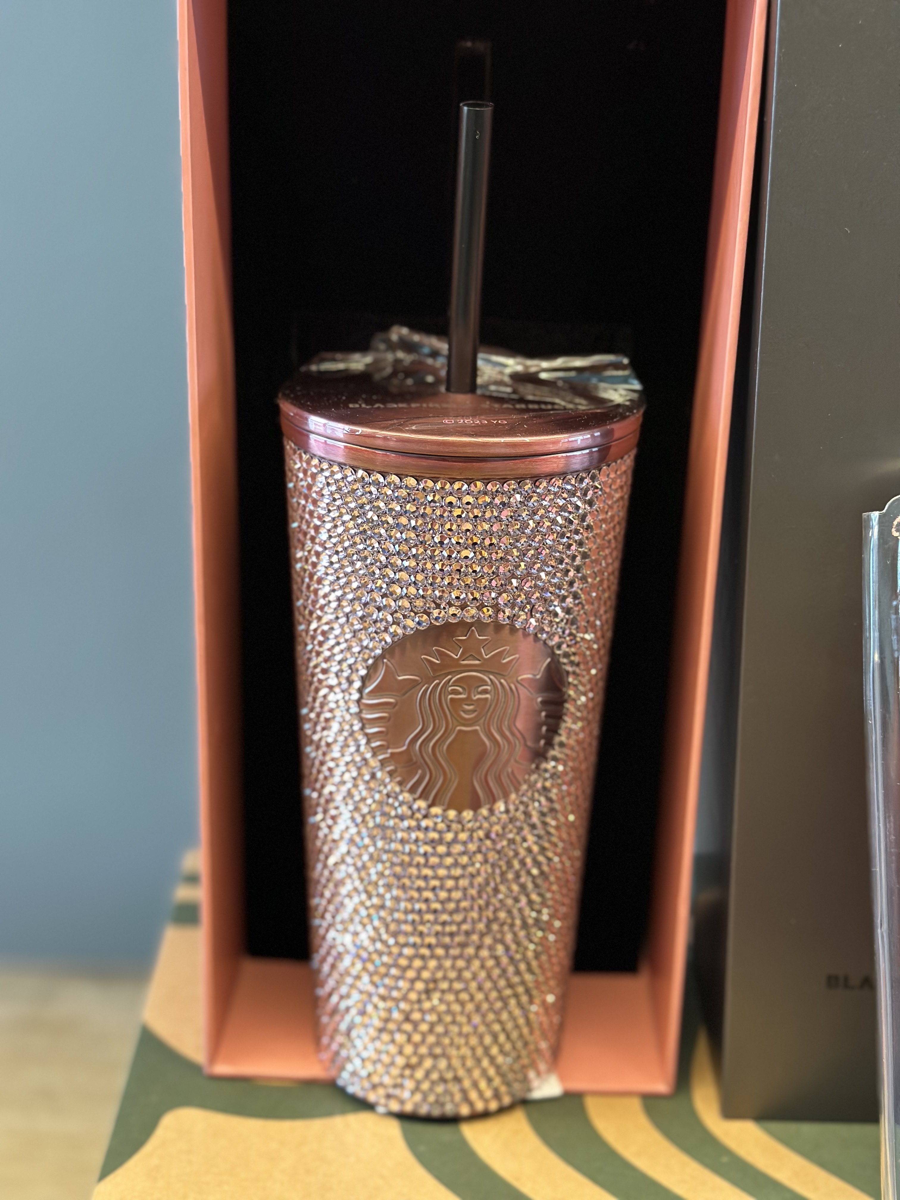 Starbucks x Blackpink SS Linestone Cold Cup 473ml 착용 스타일