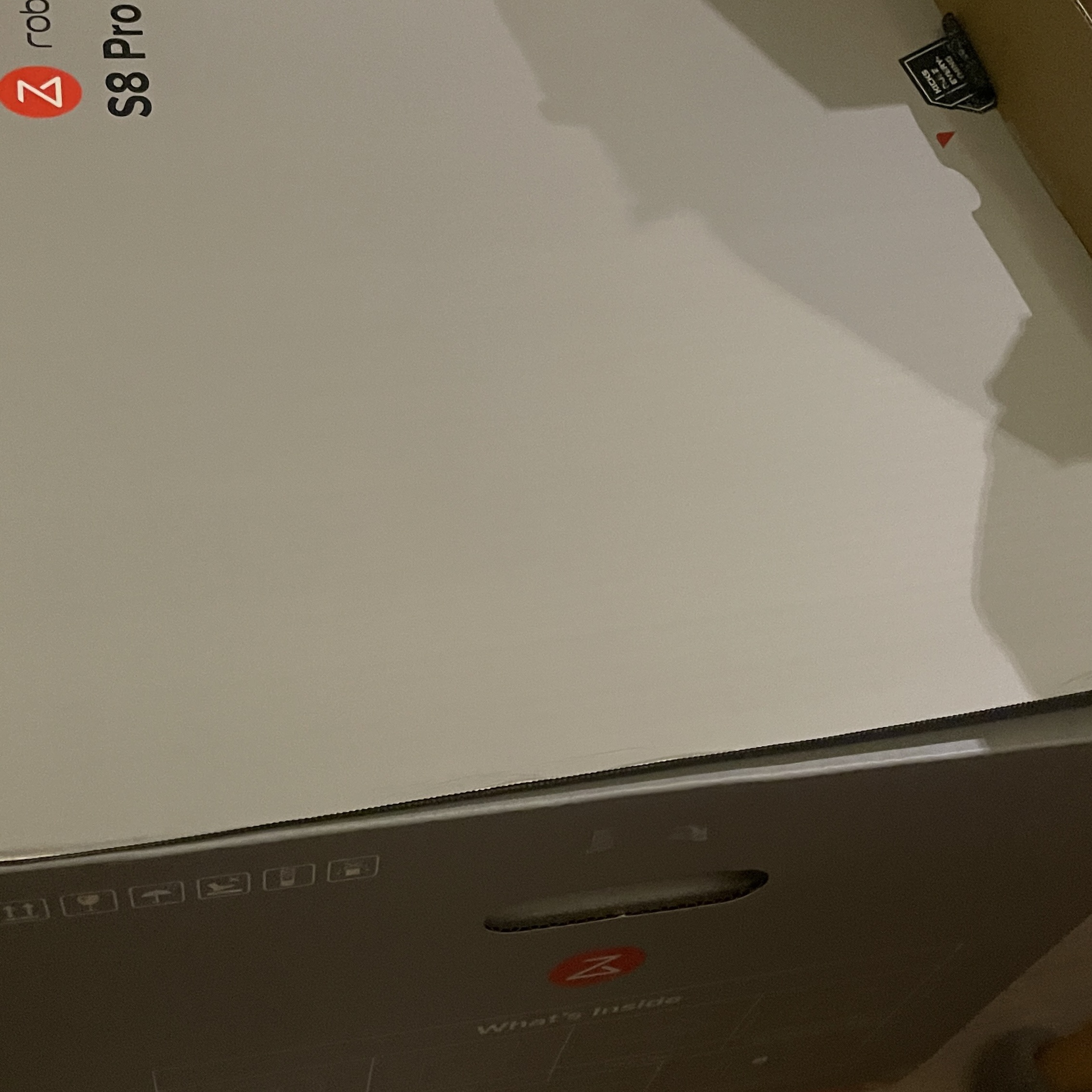 Roborock S8 Pro Ultra & Dock (Korean Ver.) 착용 스타일 - 1