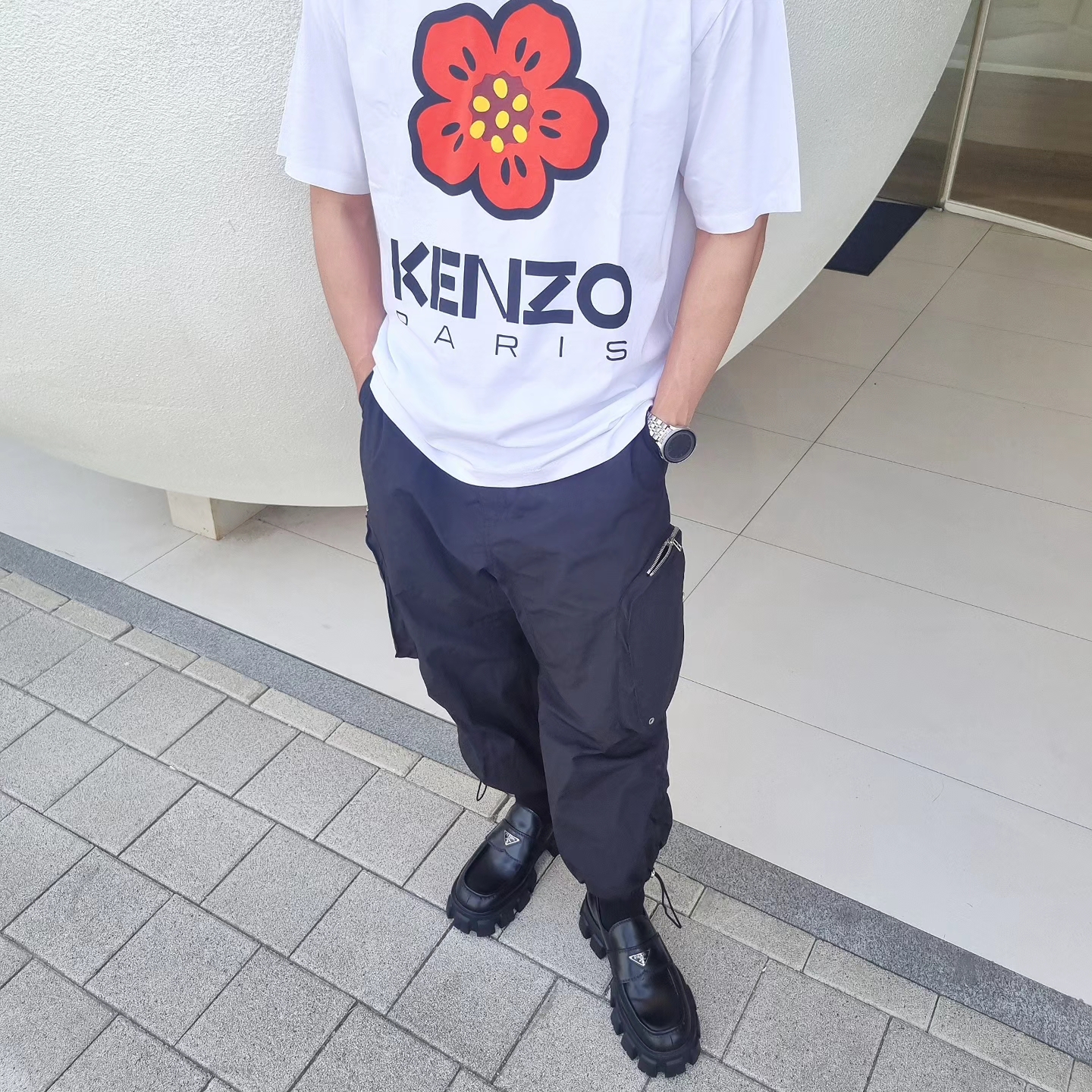 Kenzo Boke Flower T-Shirt White, Louis Vuitton Instinct Rings Gold & Silver (Set of 2) 착용 스타일 - 2