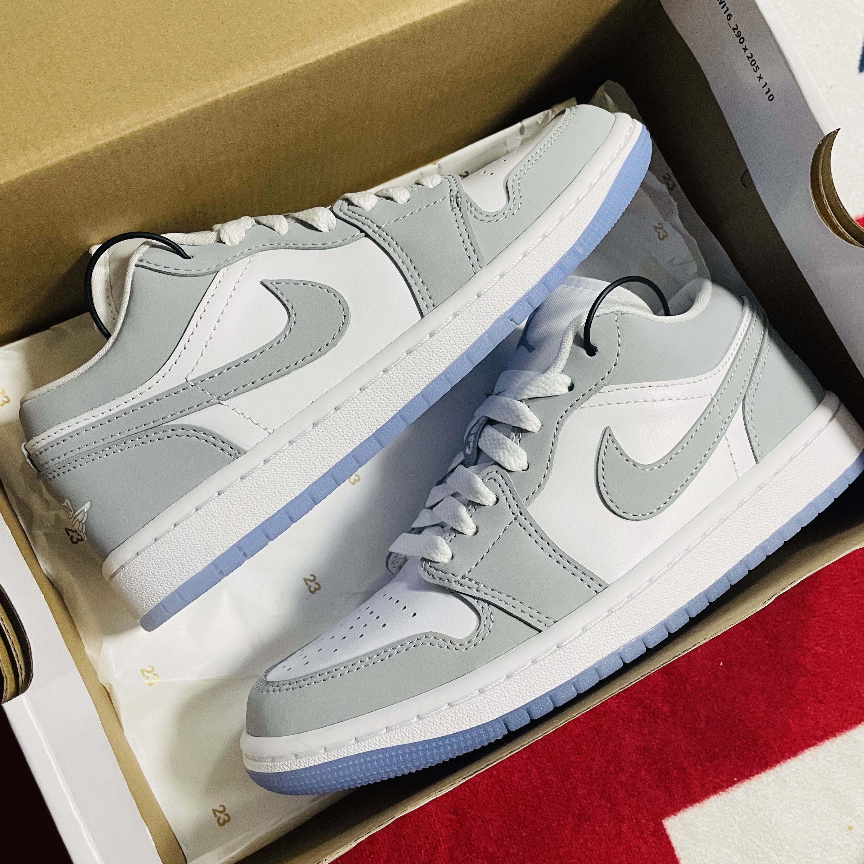 (W) Jordan 1 Low White Wolf Grey 착용 스타일 - 2