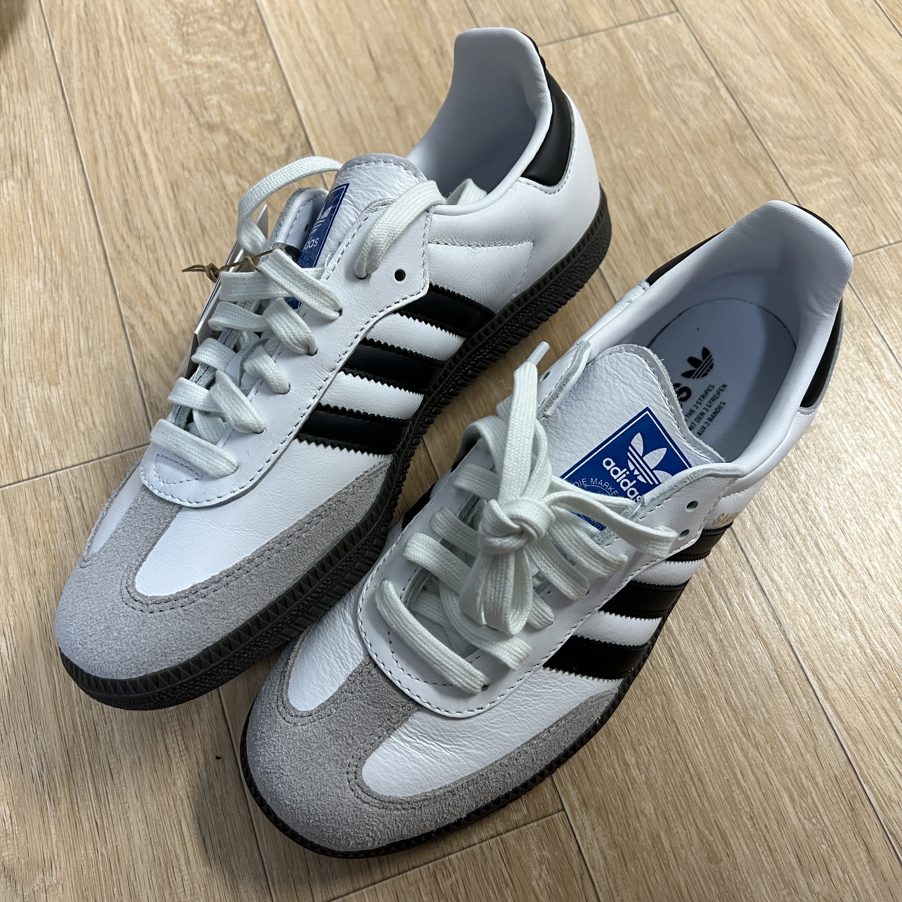 Adidas Samba OG Cloud White 착용 스타일