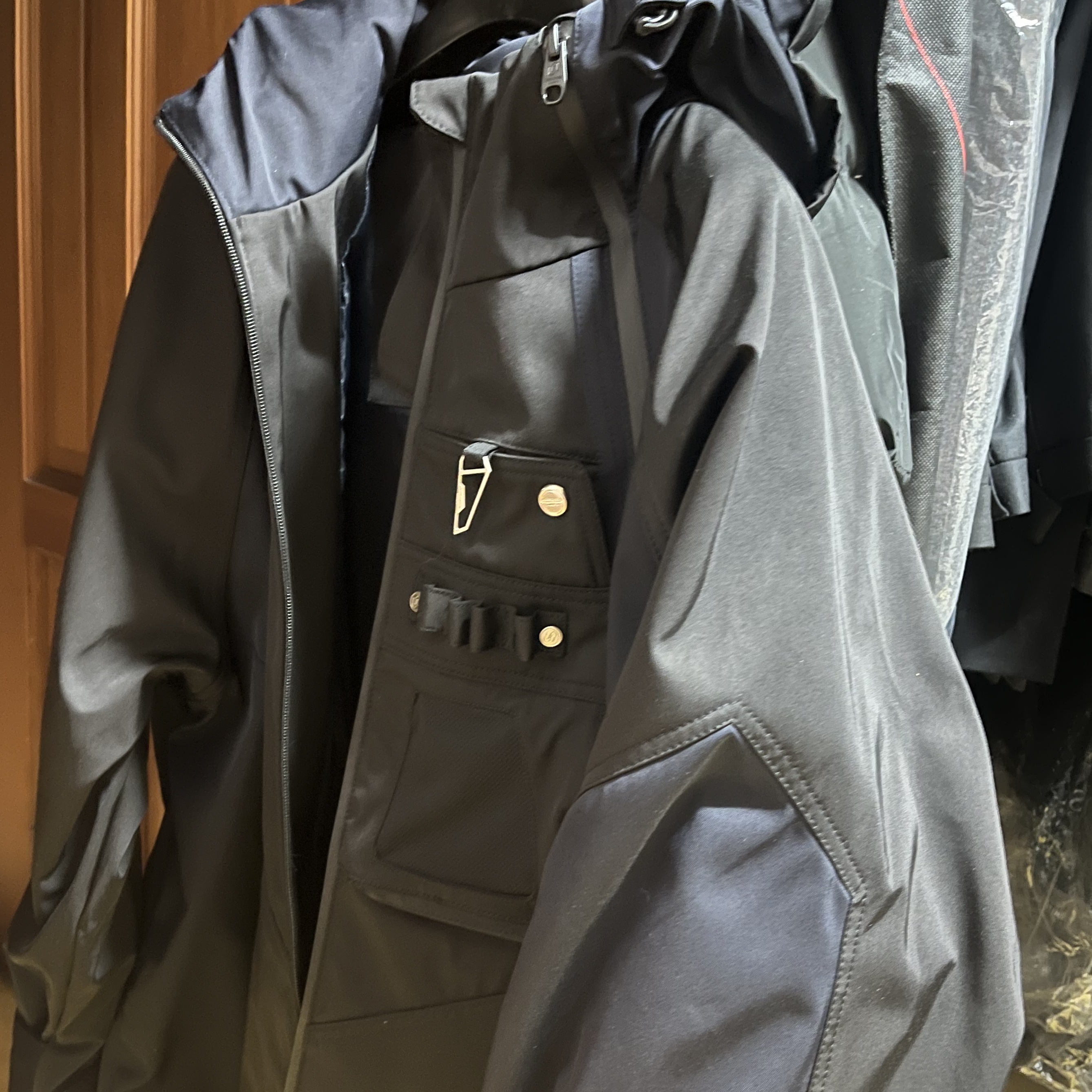 Undermycar Kame Multi Zip Turtle Shell Parka After Midnight - 22FW 착용 스타일