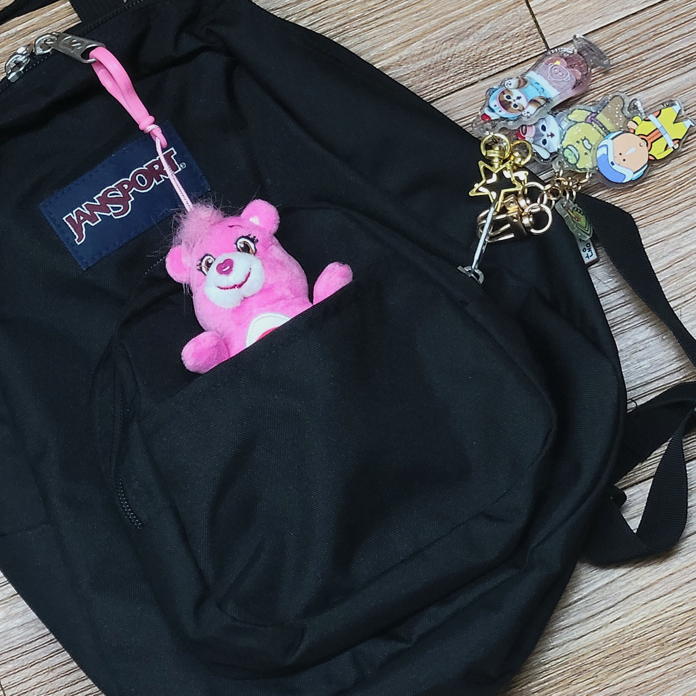 Jansport Half Pint Mini Backpack Black 착용 스타일