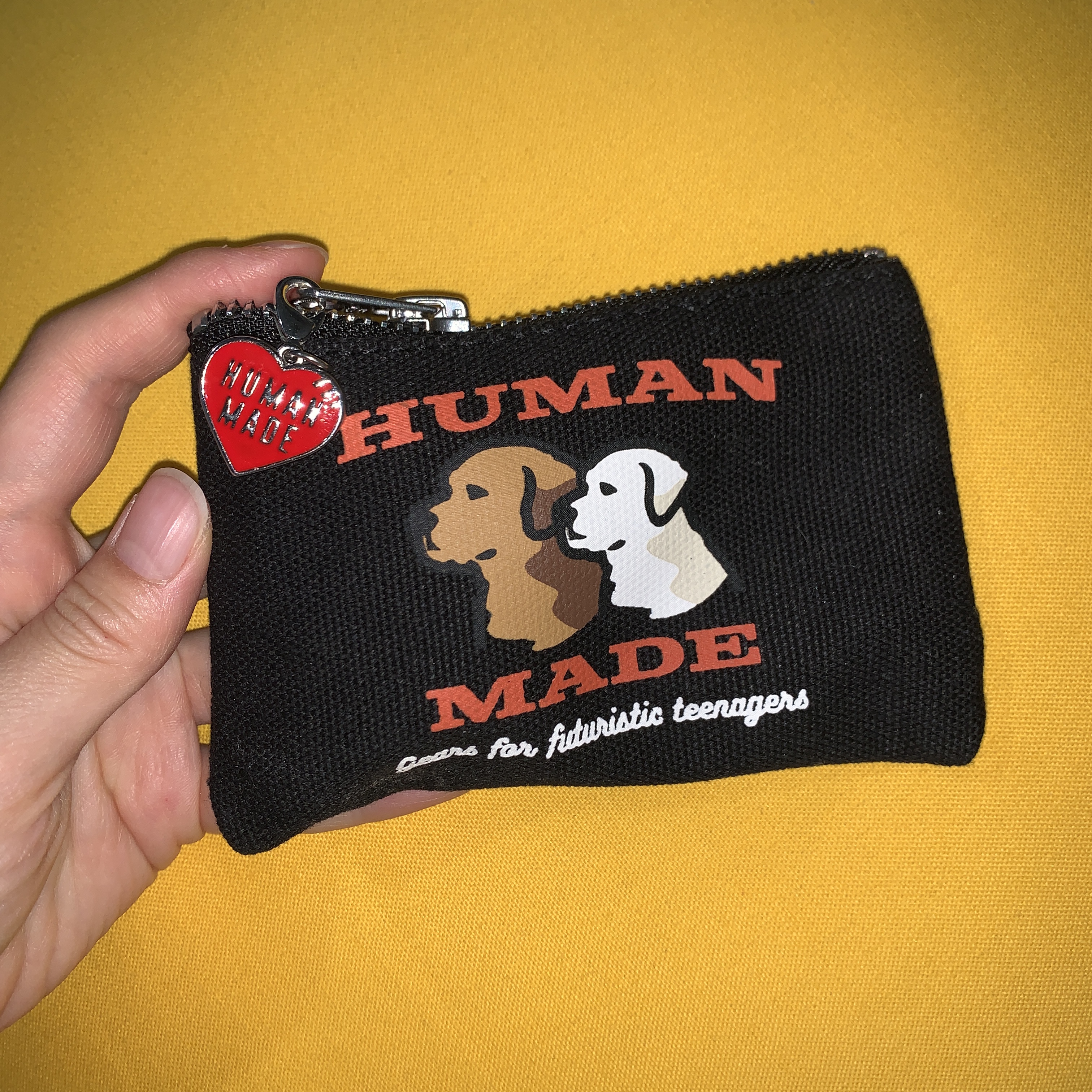 Human Made Card Case Black 착용 스타일