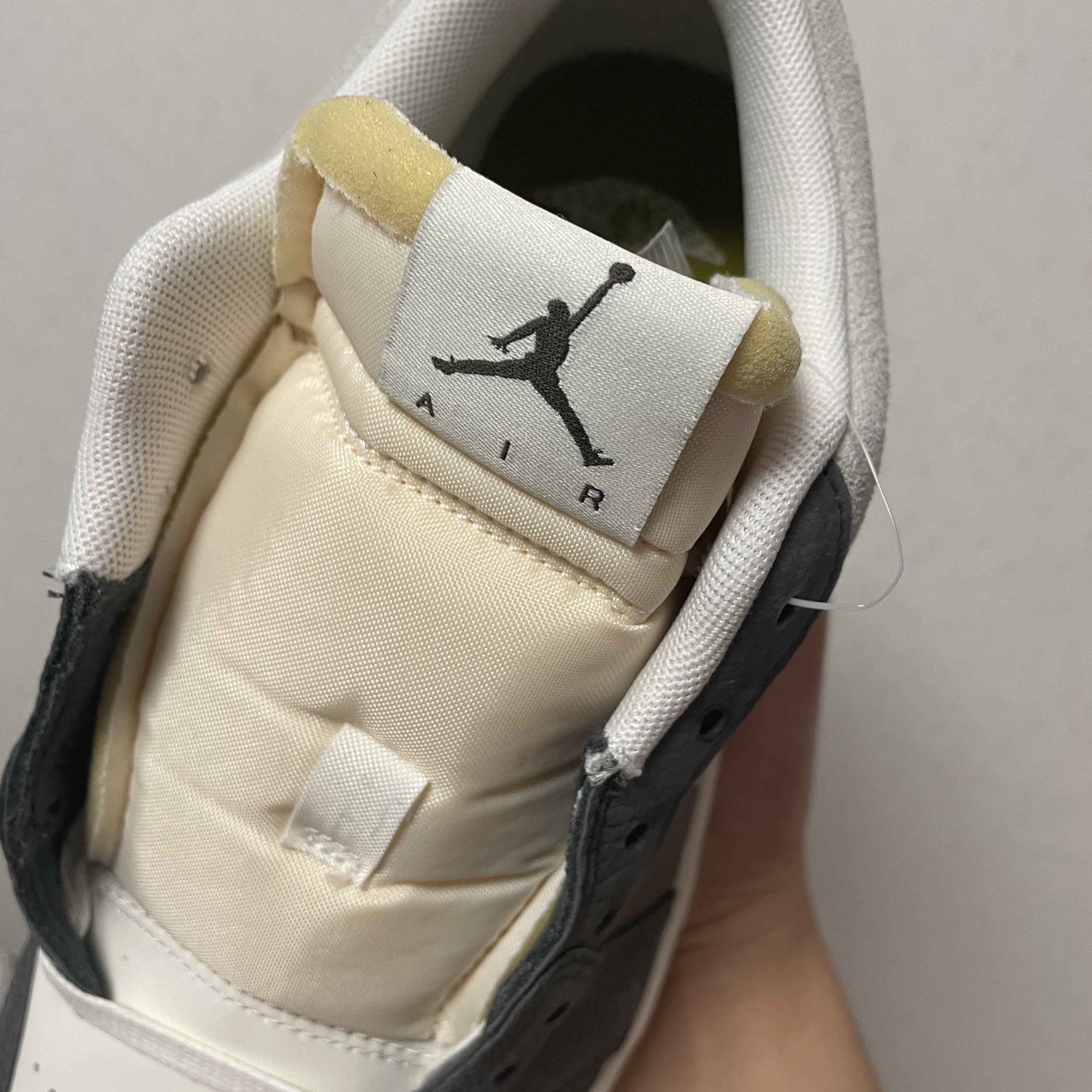 Jordan 1 Low Kkachi 착용 스타일 - 3