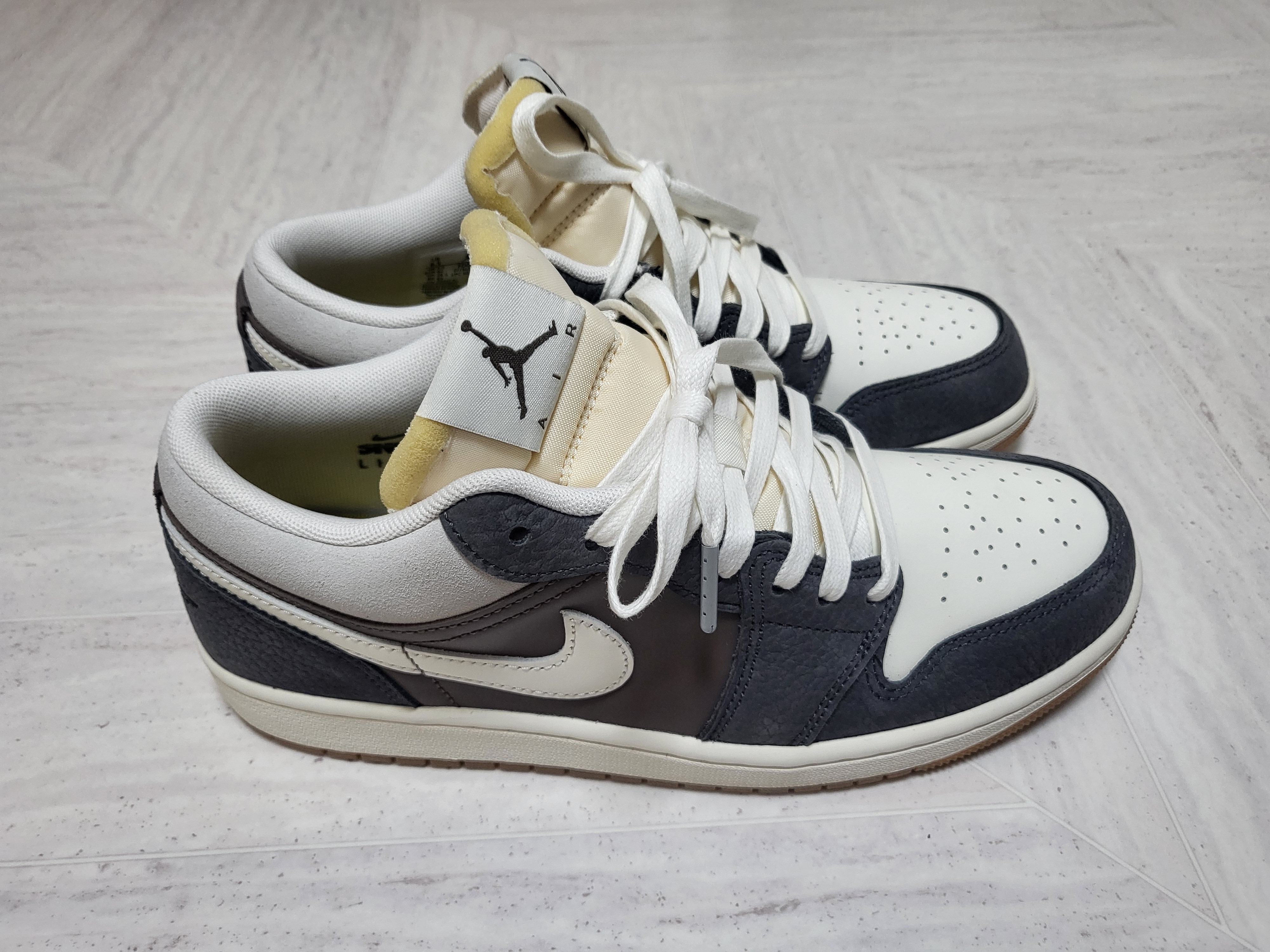 Jordan 1 Low Kkachi 착용 스타일 - 1