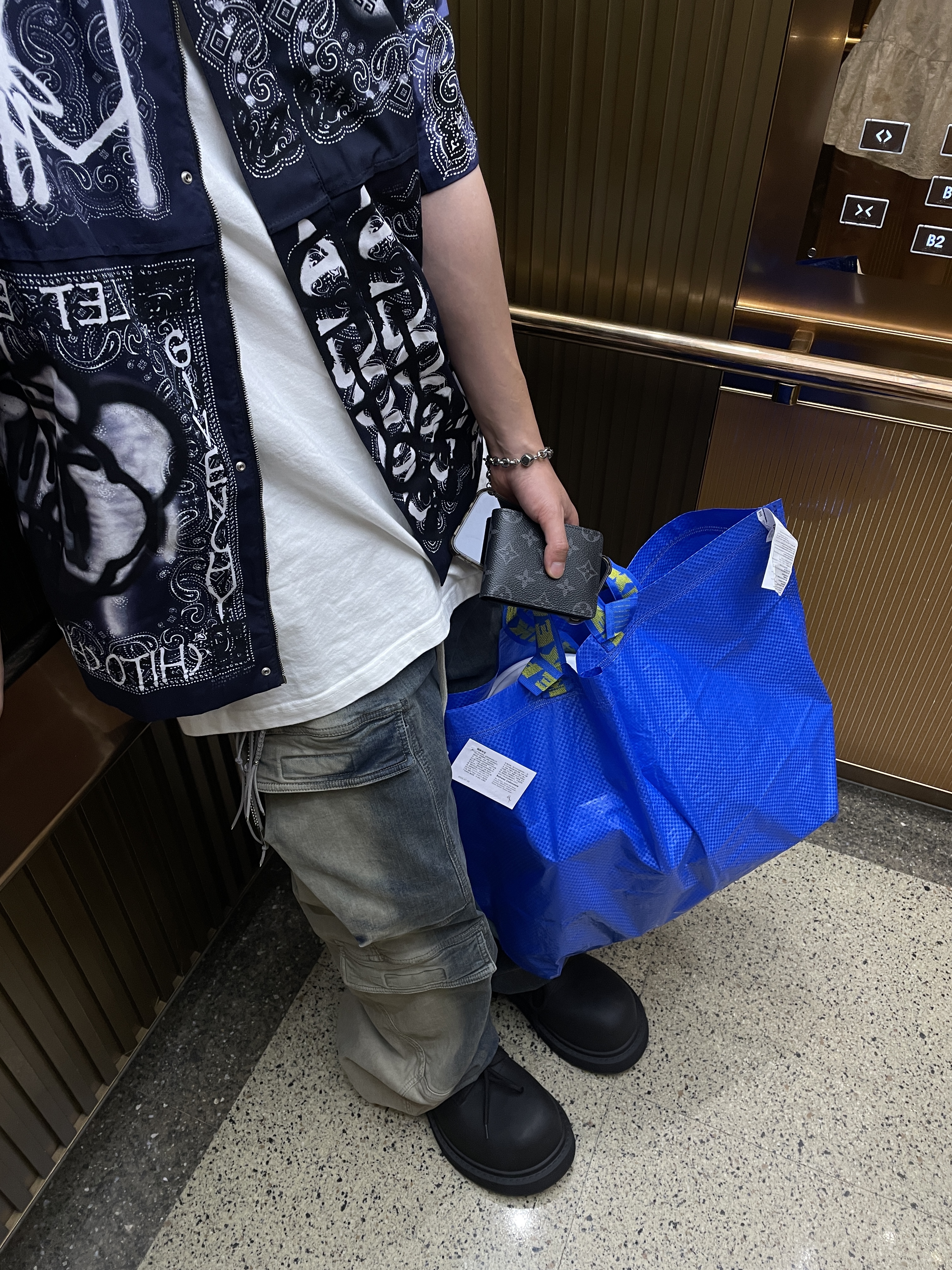 Balenciaga Steroid Derby Black 착용 스타일 - 4