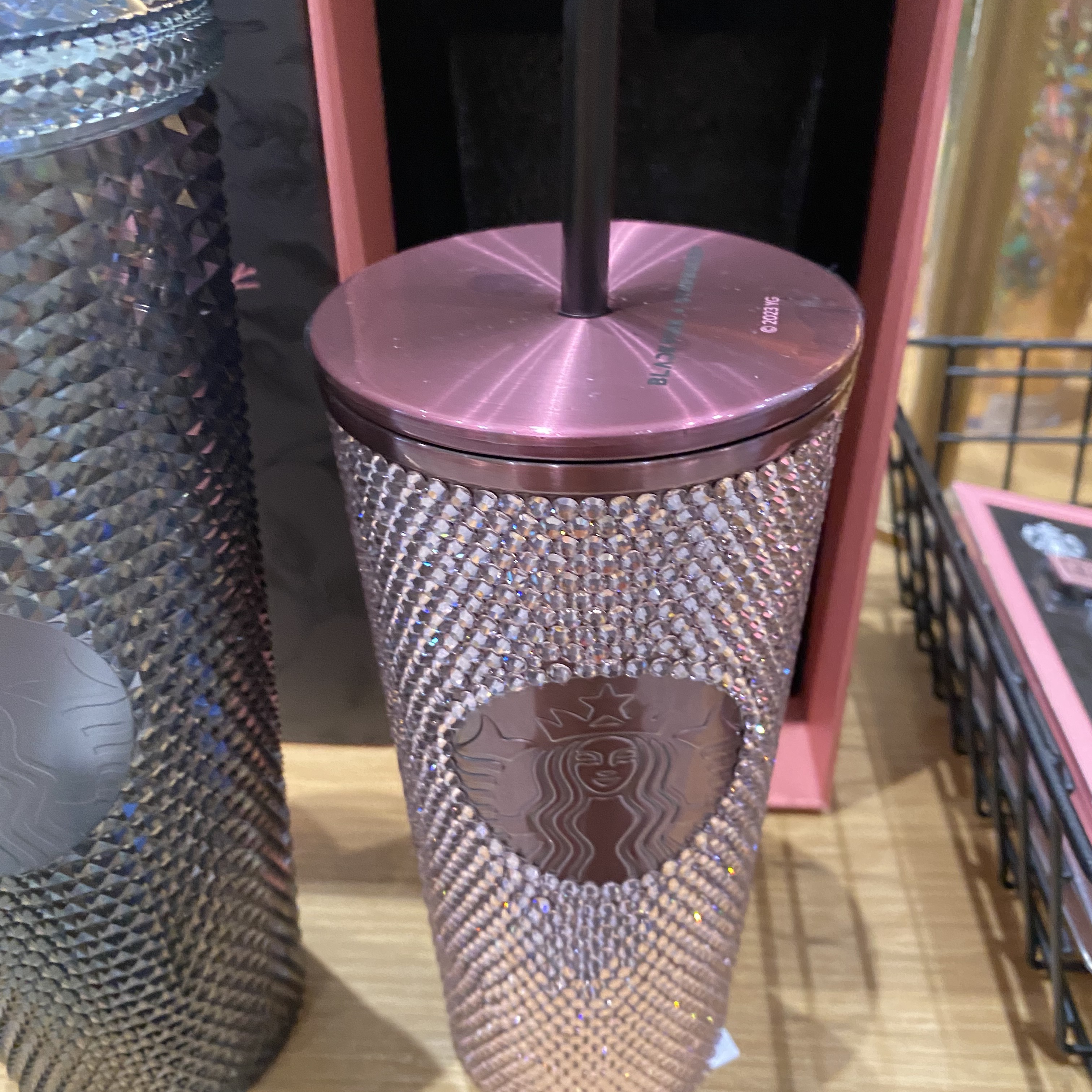 Starbucks x Blackpink SS Linestone Cold Cup 473ml 착용 스타일