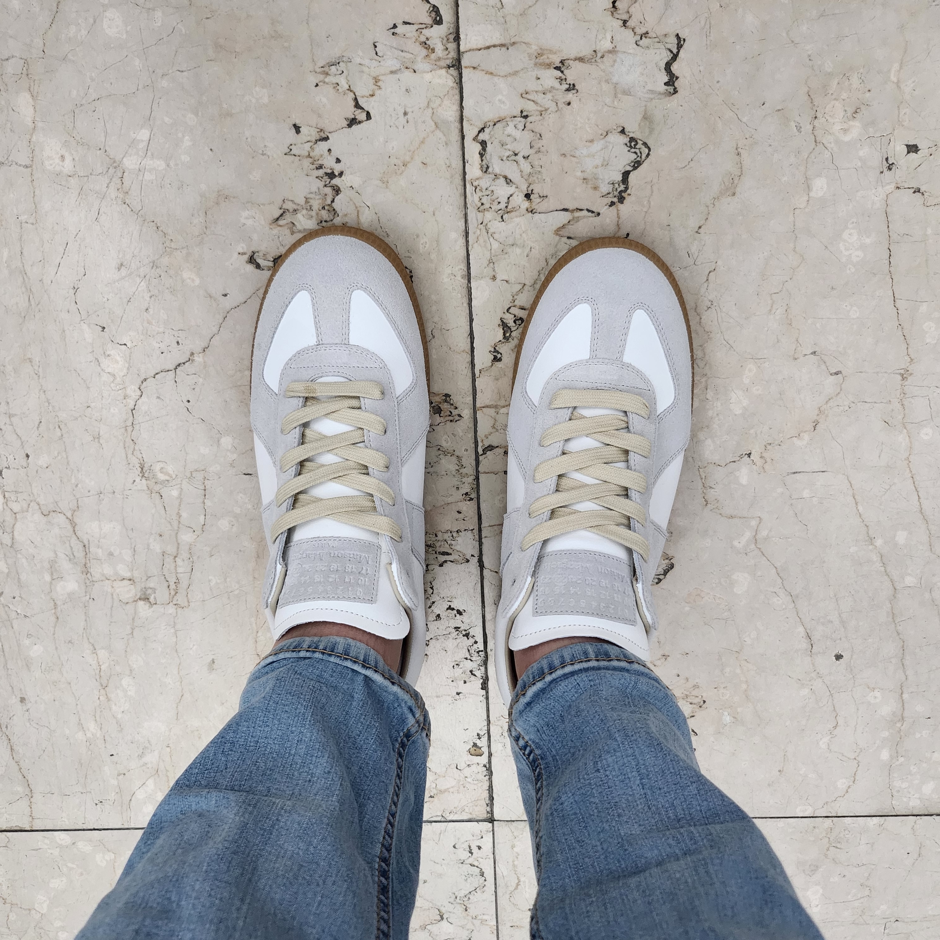 Maison Margiela Calfskin Replica Sneakers 착용 스타일 - 2