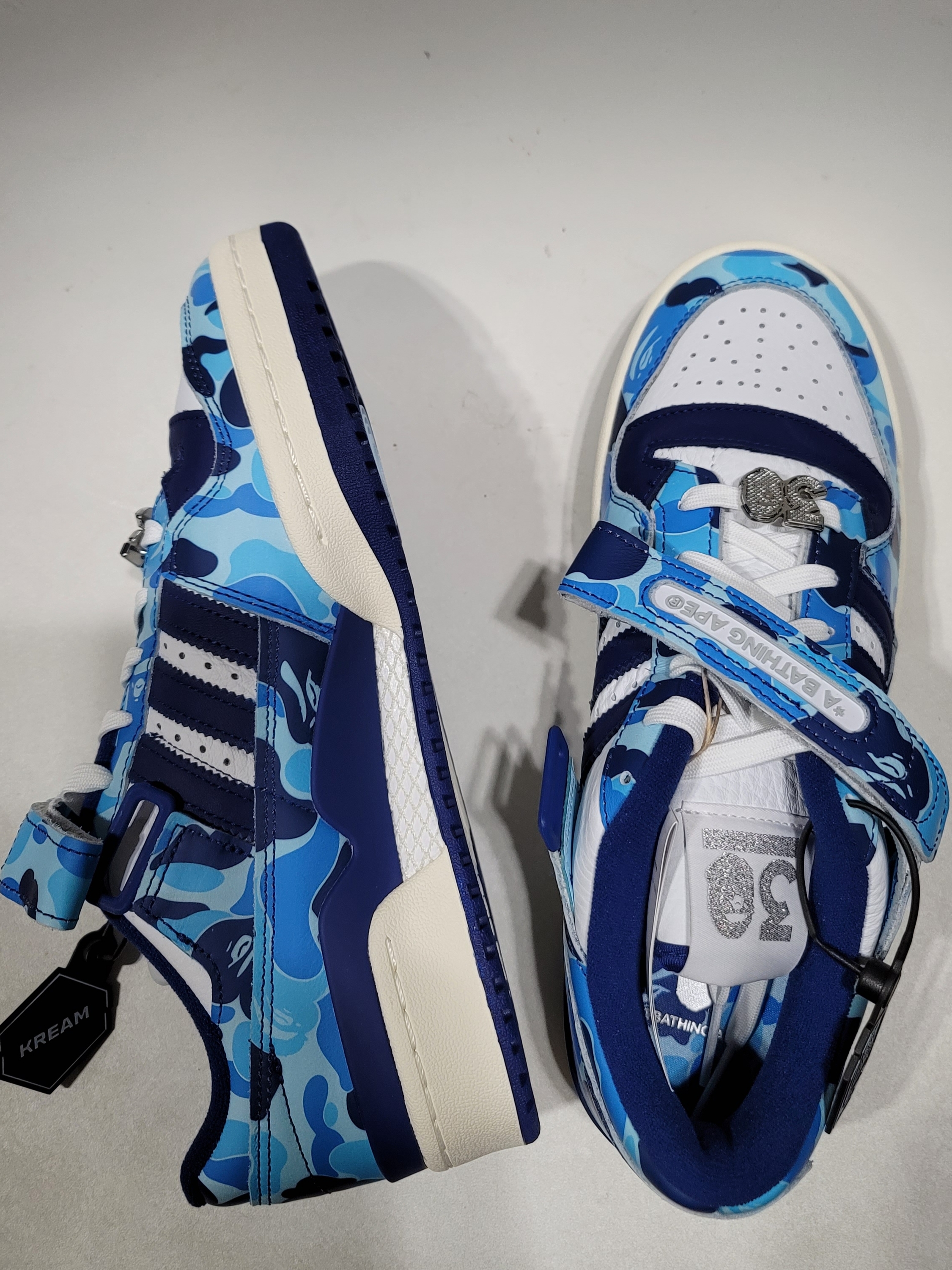 Adidas x BAPE Forum 84 Low Blue Camo 착용 스타일 - 1