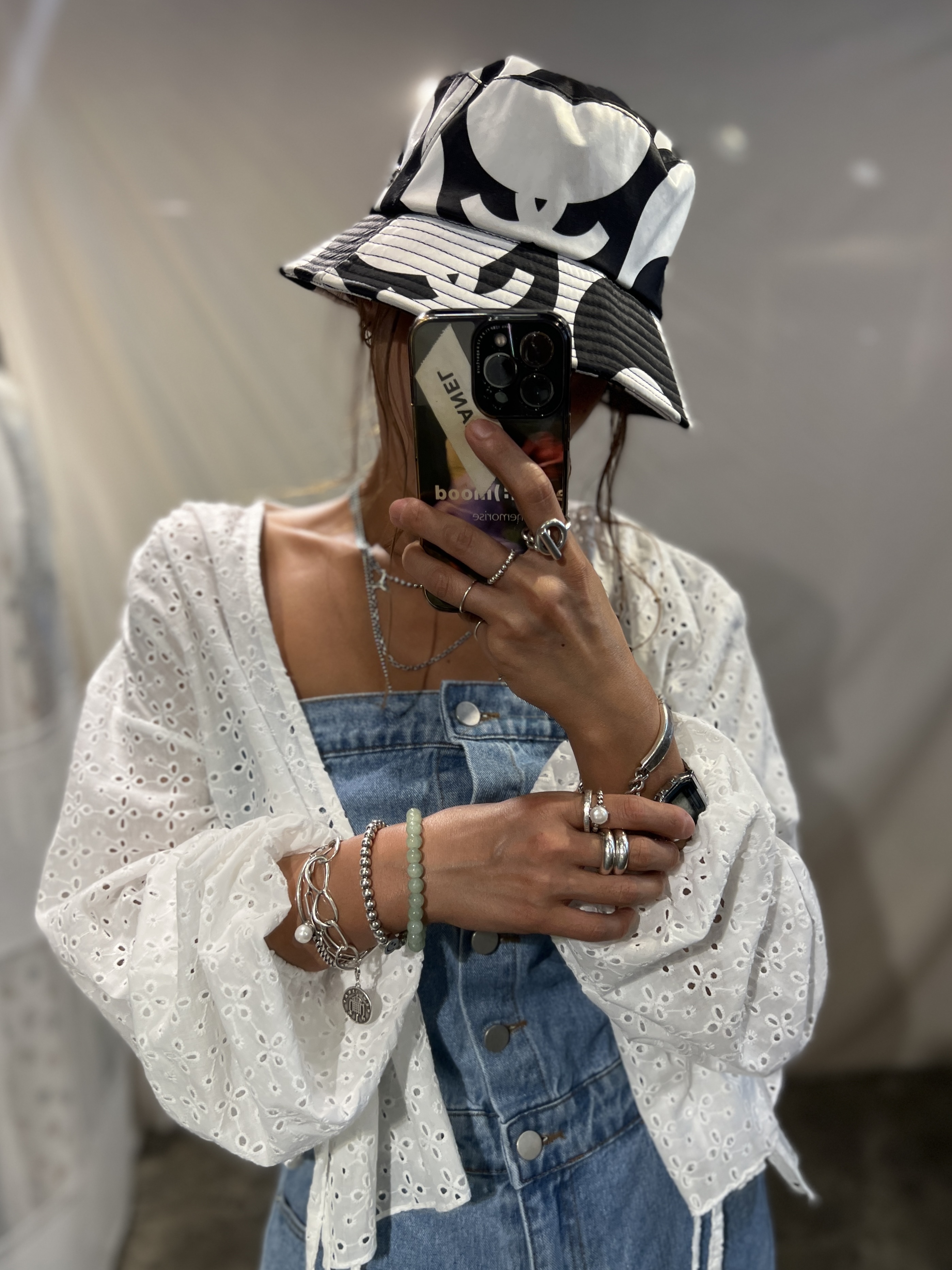 (W) Hermes Large Croisette Ring Sterling Silver 착용 스타일 - 1