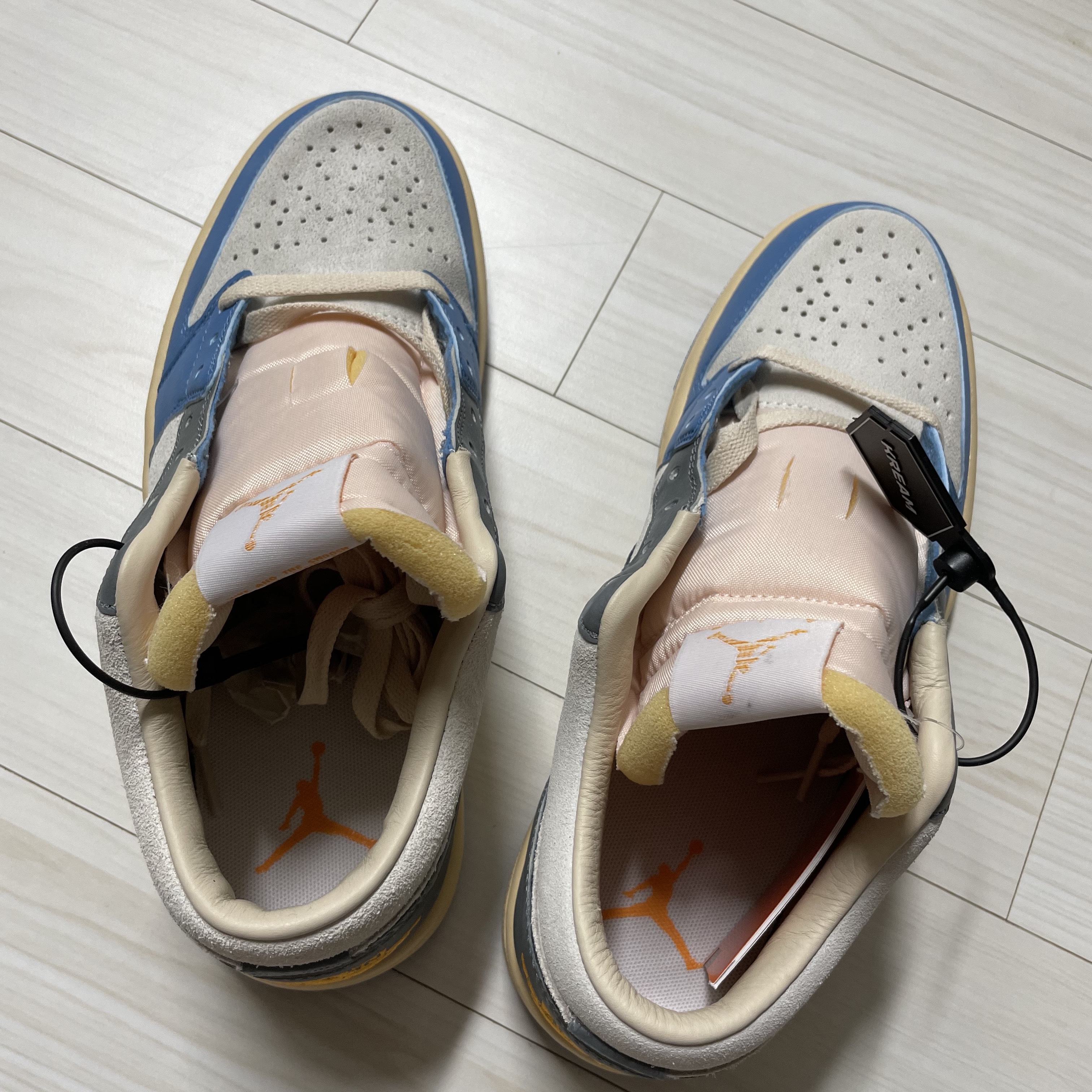 Jordan 1 Low SE Tokyo 96 착용 스타일