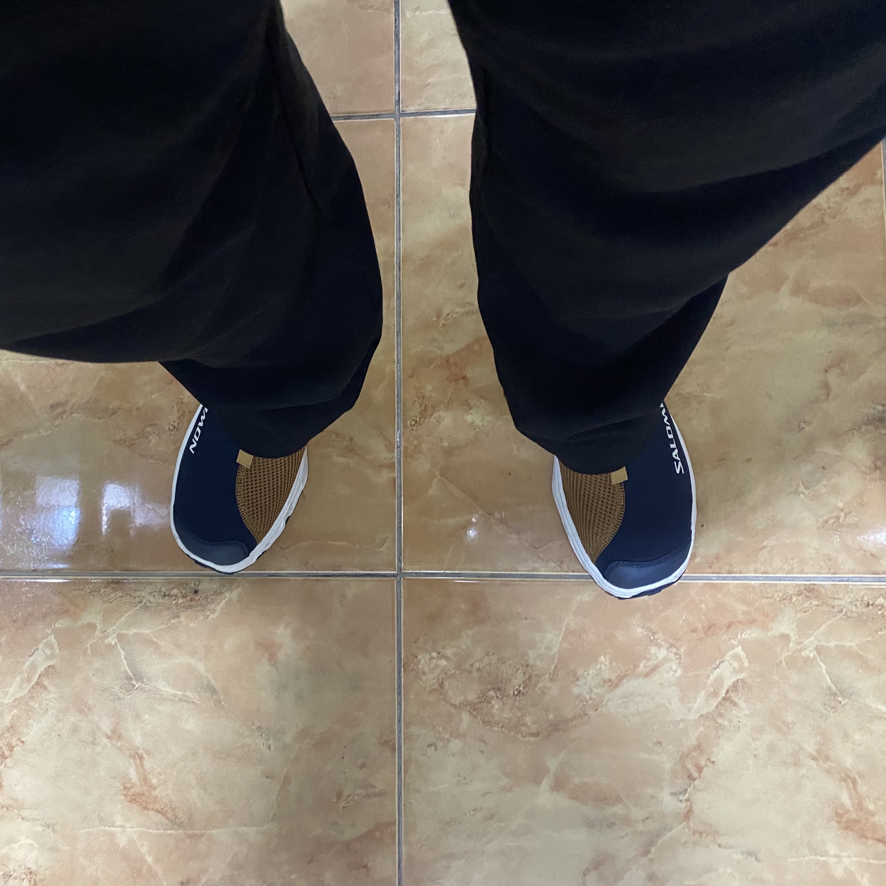 Salomon RX Slide 3.0 Dark Sapphire 착용 스타일