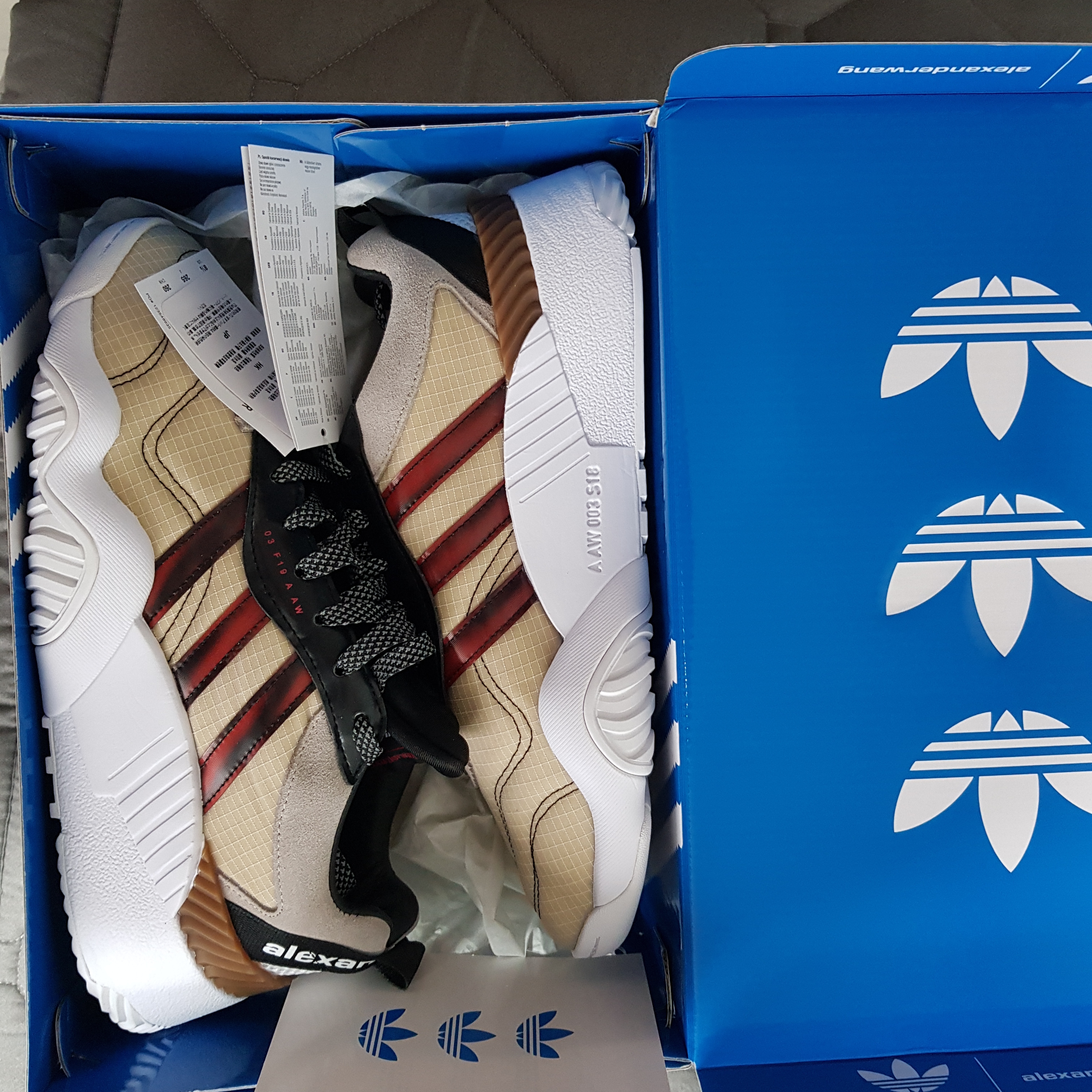 Adidas x Alexander Wang Turnout Trainer Light Brown 착용 스타일