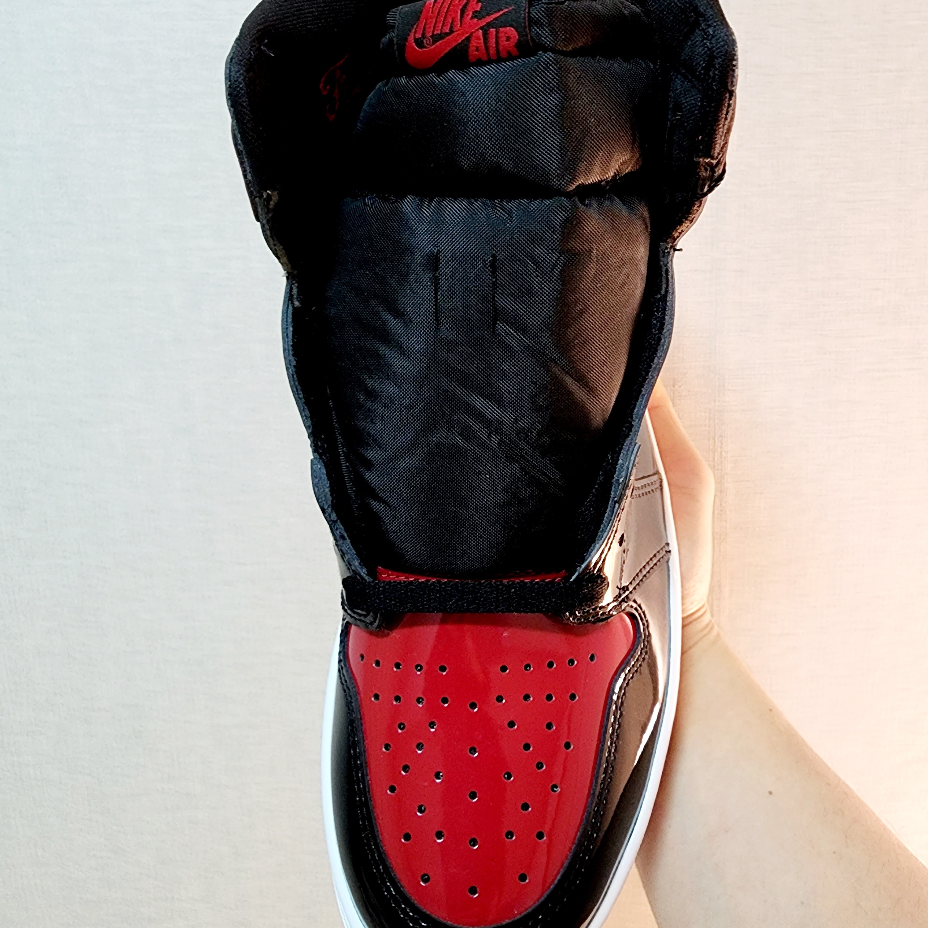 Jordan 1 Retro High OG Patent Bred 착용 스타일