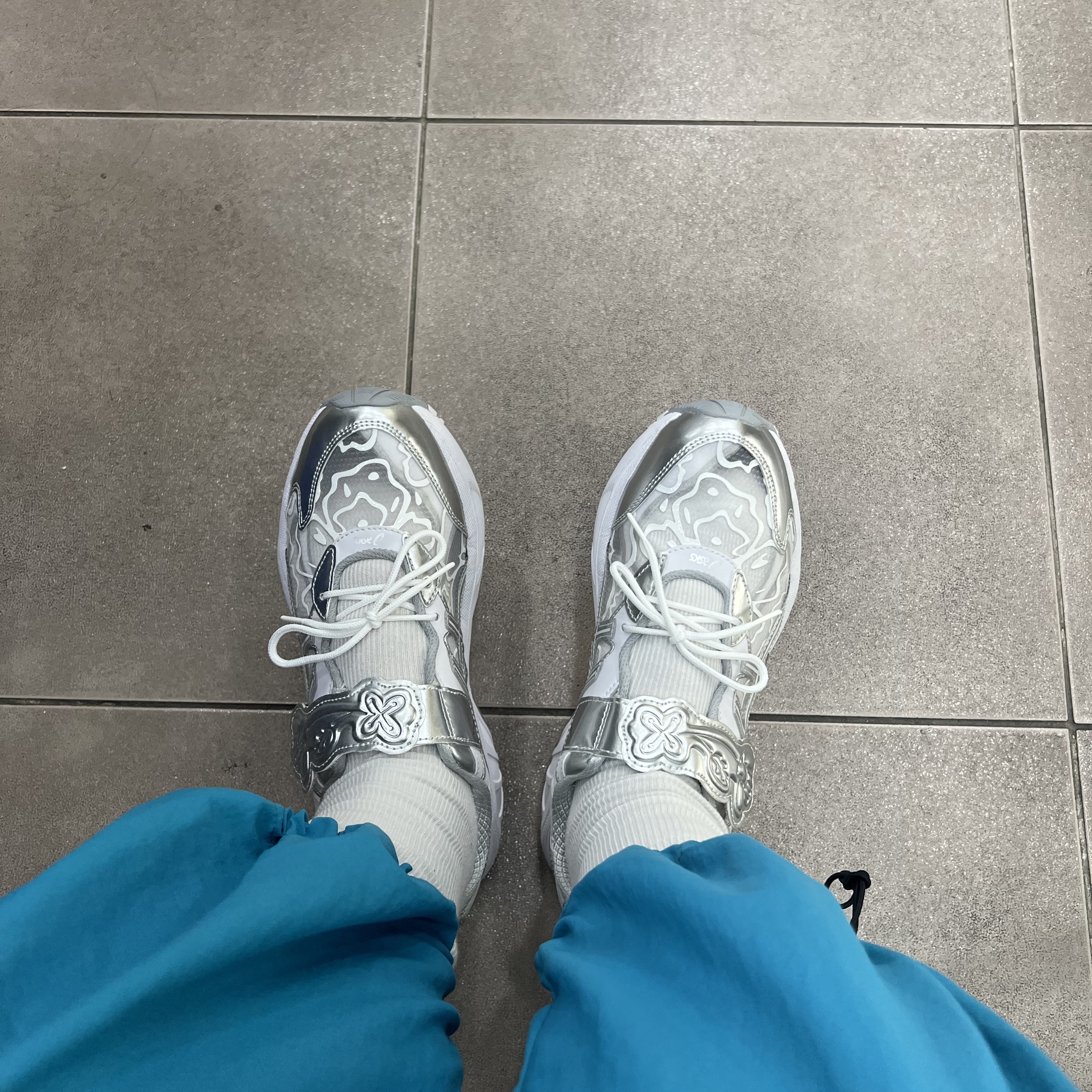 Asics x Cecilie Bahnsen GT-2160 White 착용 스타일 - 1