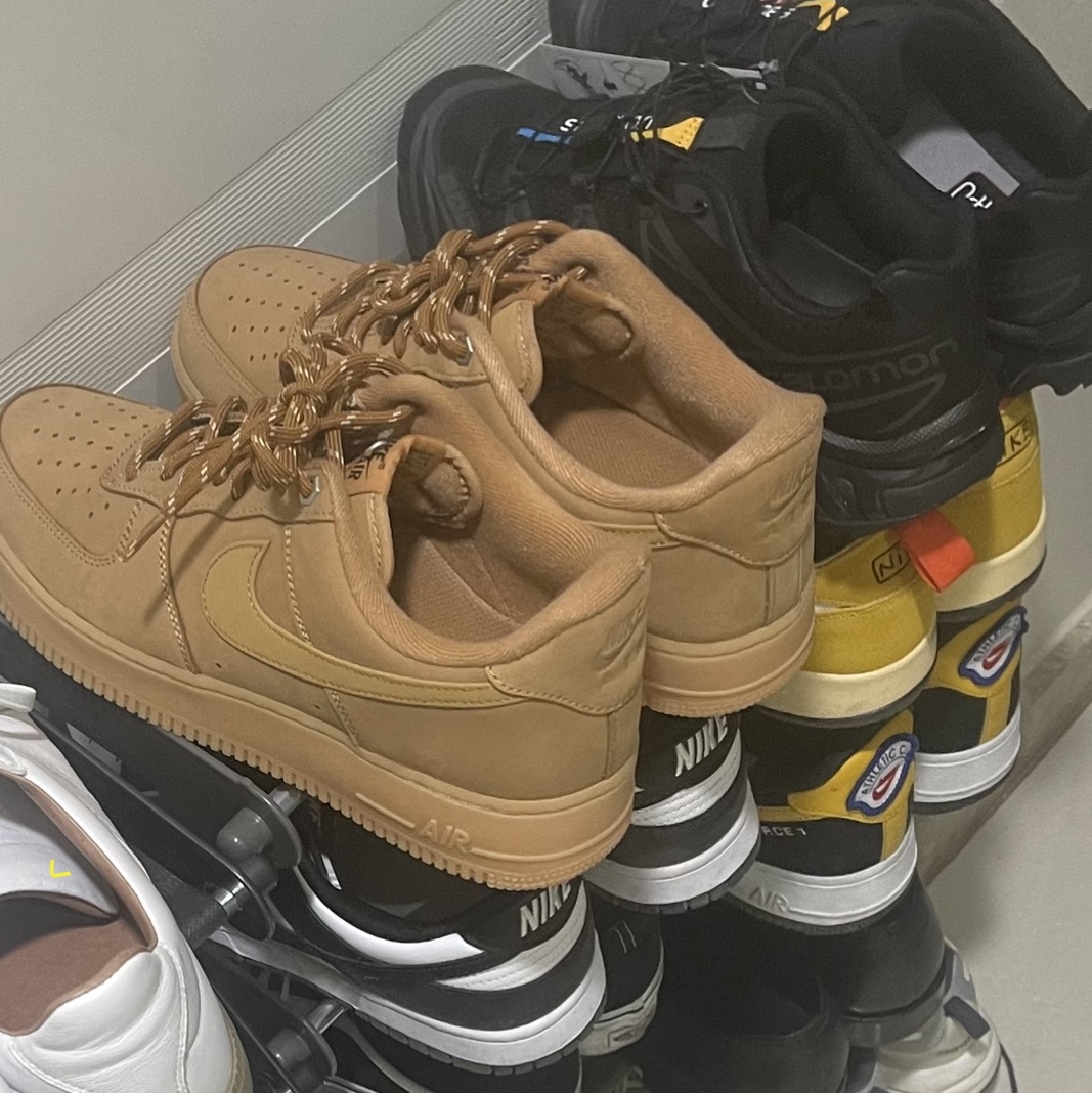 Nike Air Force 1 '07 WB Flax 착용 스타일
