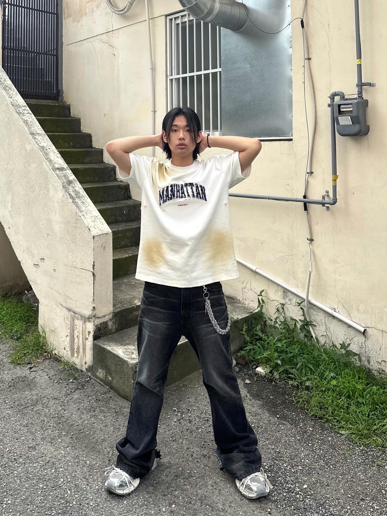 Balenciaga 3XL Sneakers Light Beige 착용 스타일 - 2