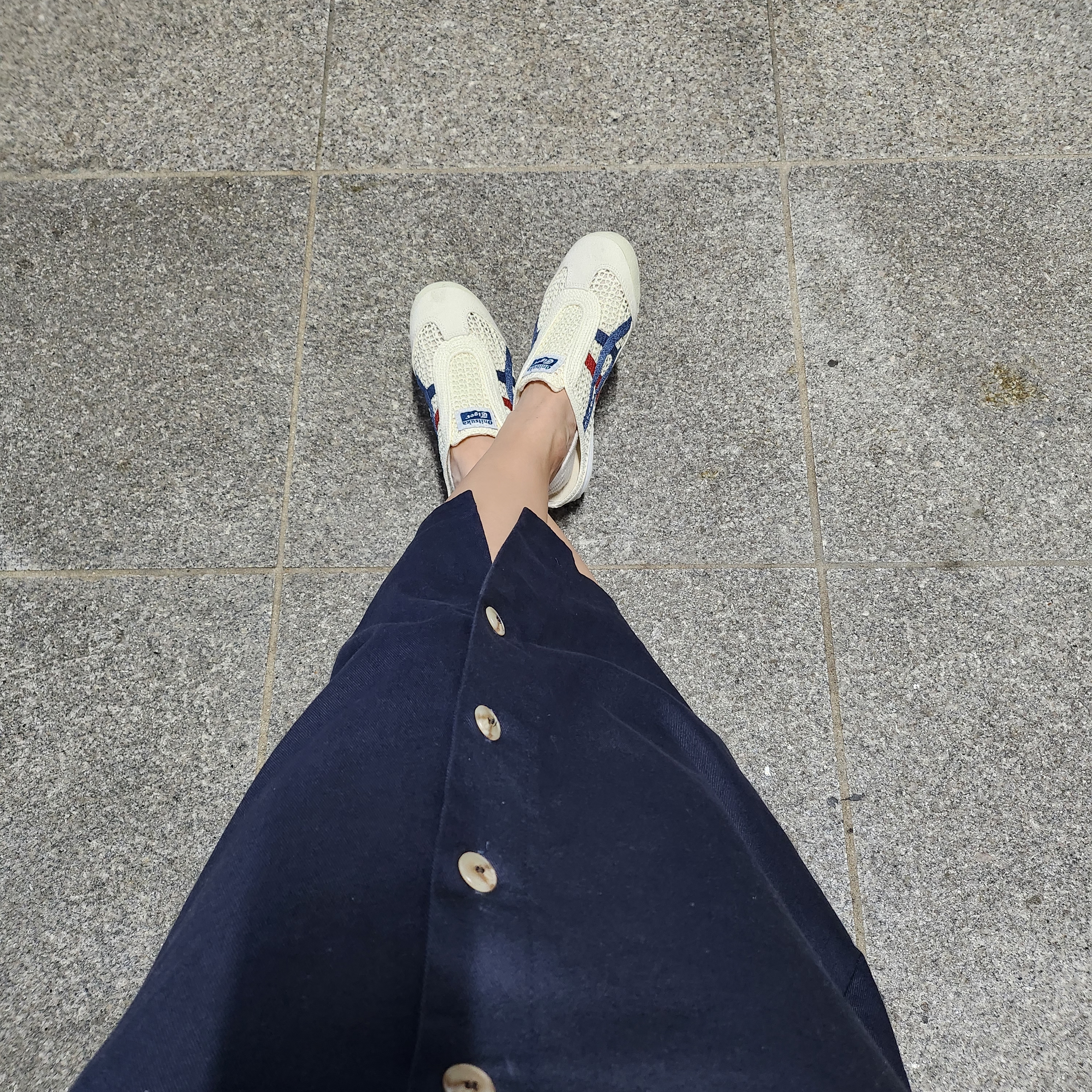 Onitsuka Tiger Mexico 66 Sabot Cream Mako Blue 착용 스타일 - 1