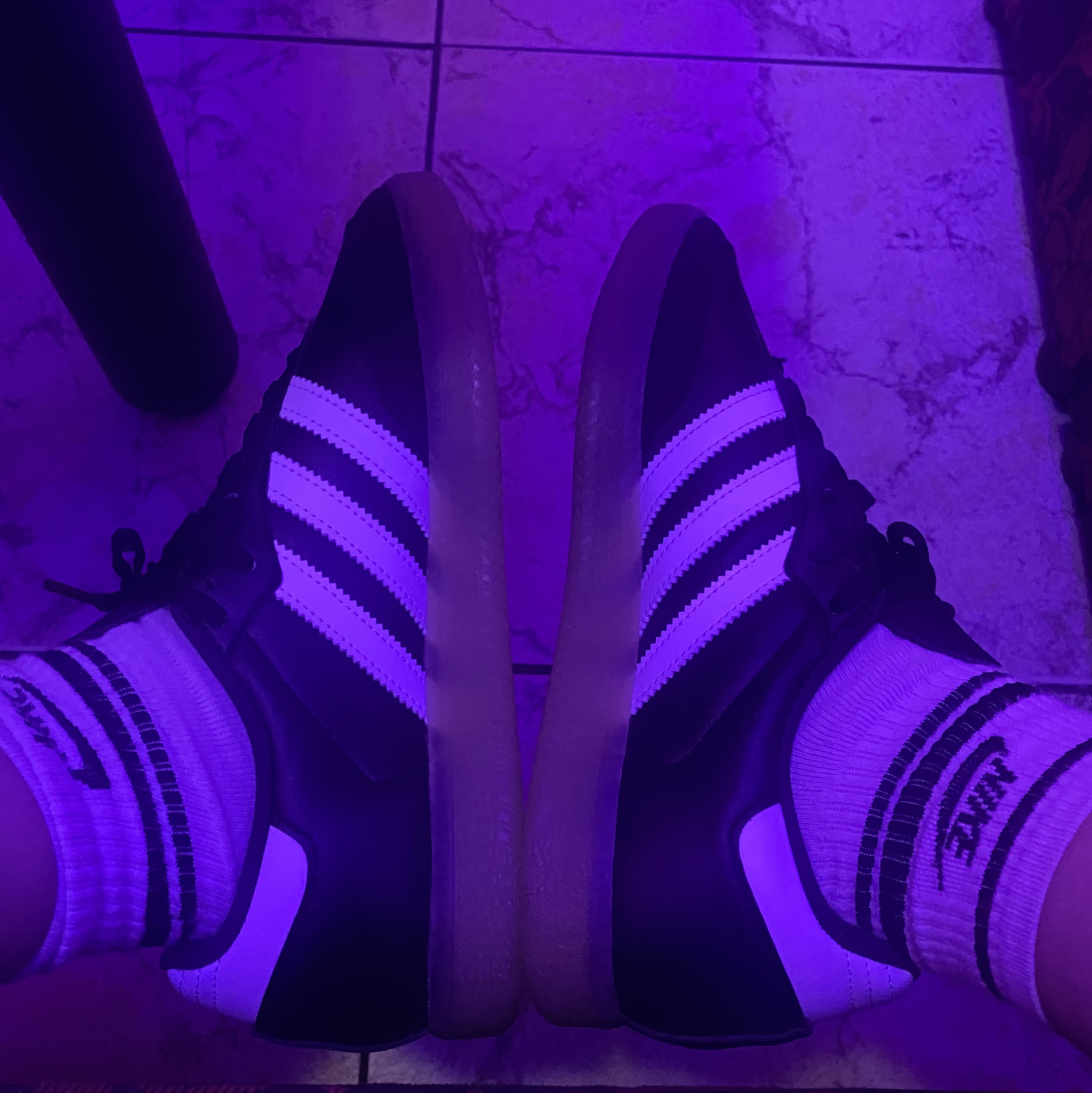 Adidas Velosamba Vegan Cycling Core Black 착용 스타일