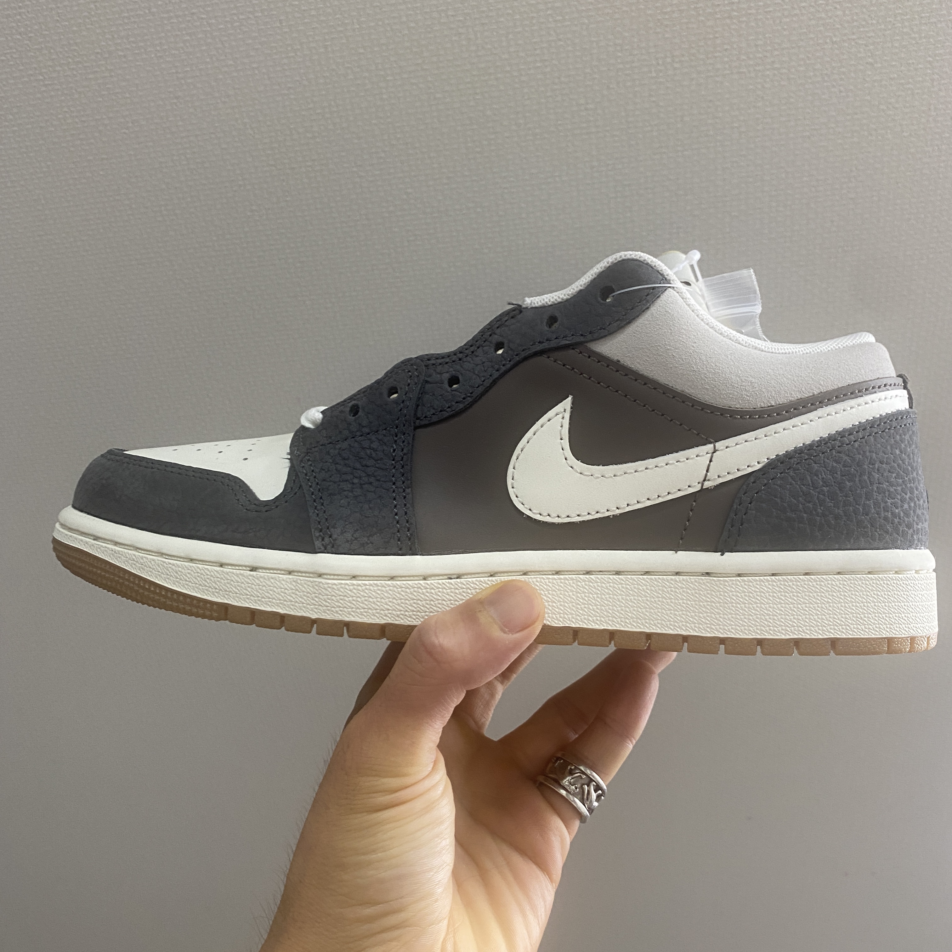 Jordan 1 Low Kkachi 착용 스타일 - 1