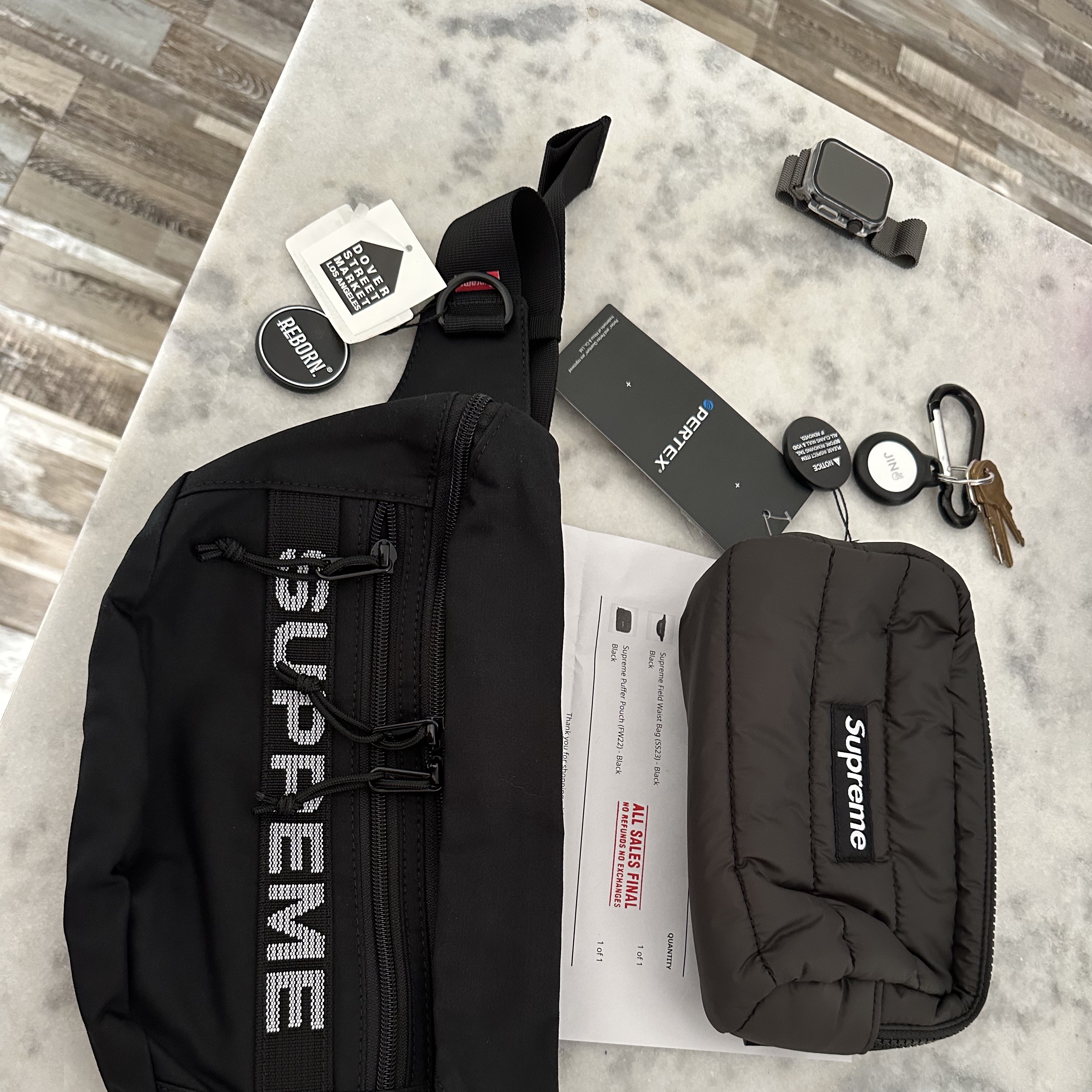 Supreme Puffer Pouch Black - 22FW 착용 스타일
