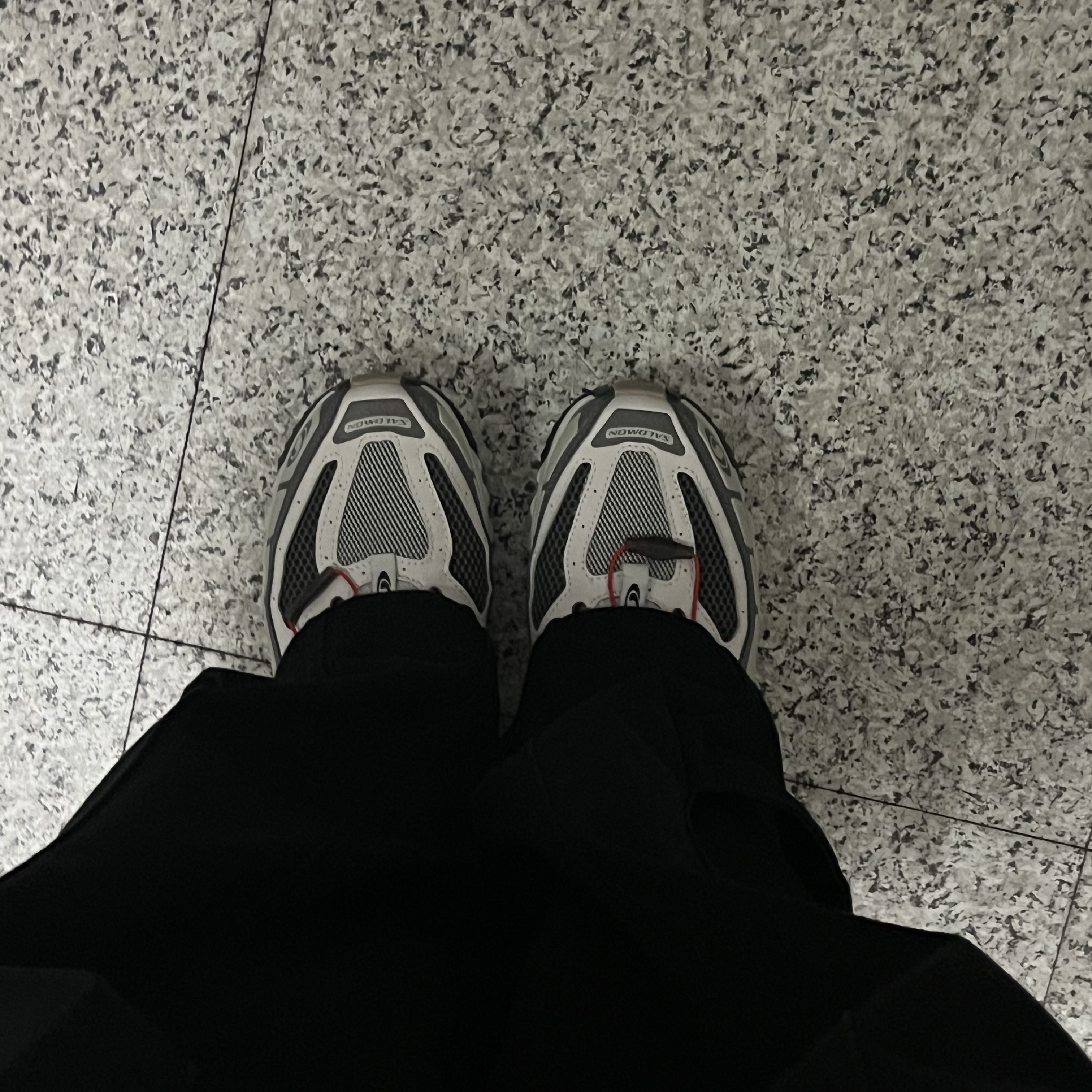 Salomon ACS Pro Beluga Vintage Khaki 착용 스타일