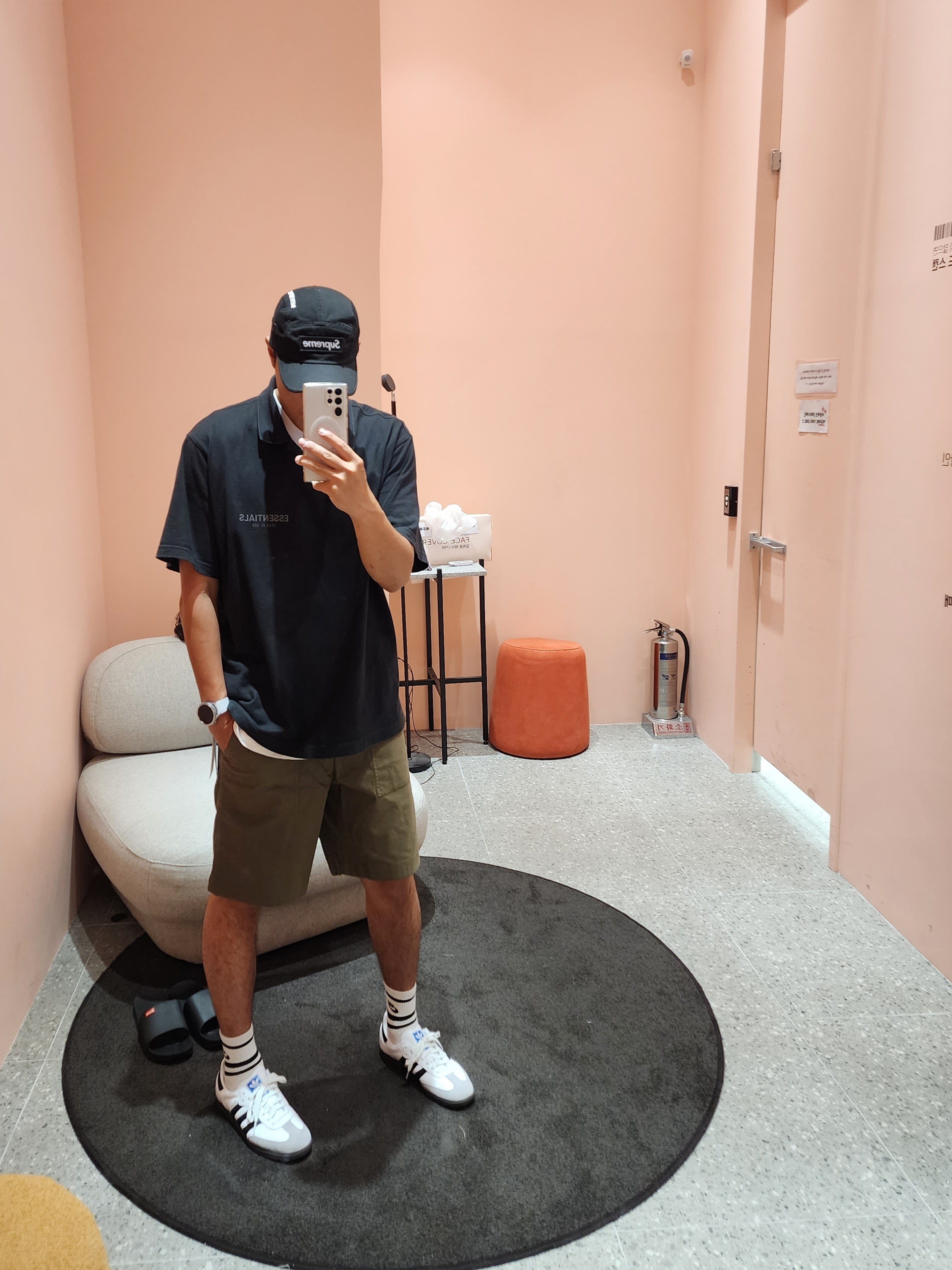 Adidas Samba OG Cloud White, Essentials Short Sleeve Boxy Polo Dark Slate/Stretch Limo/Black - 20SS 착용 스타일 - 2