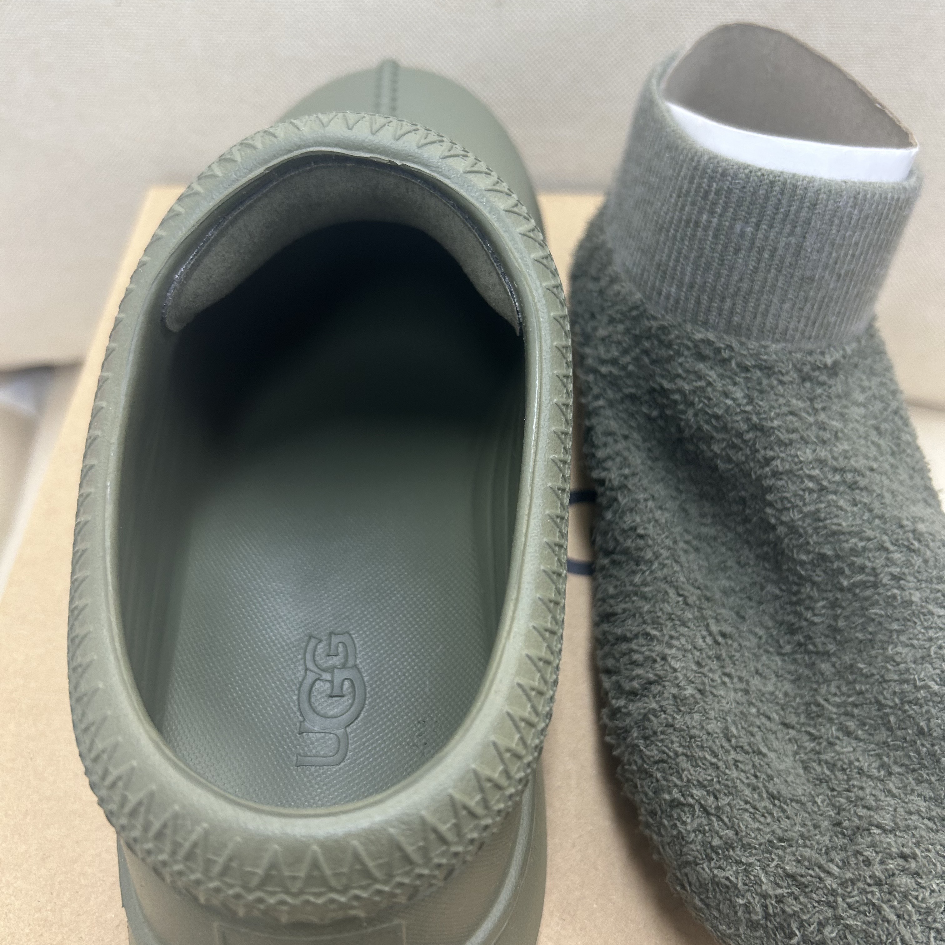 (W) UGG Tasman X Burnt Olive 착용 스타일 - 3
