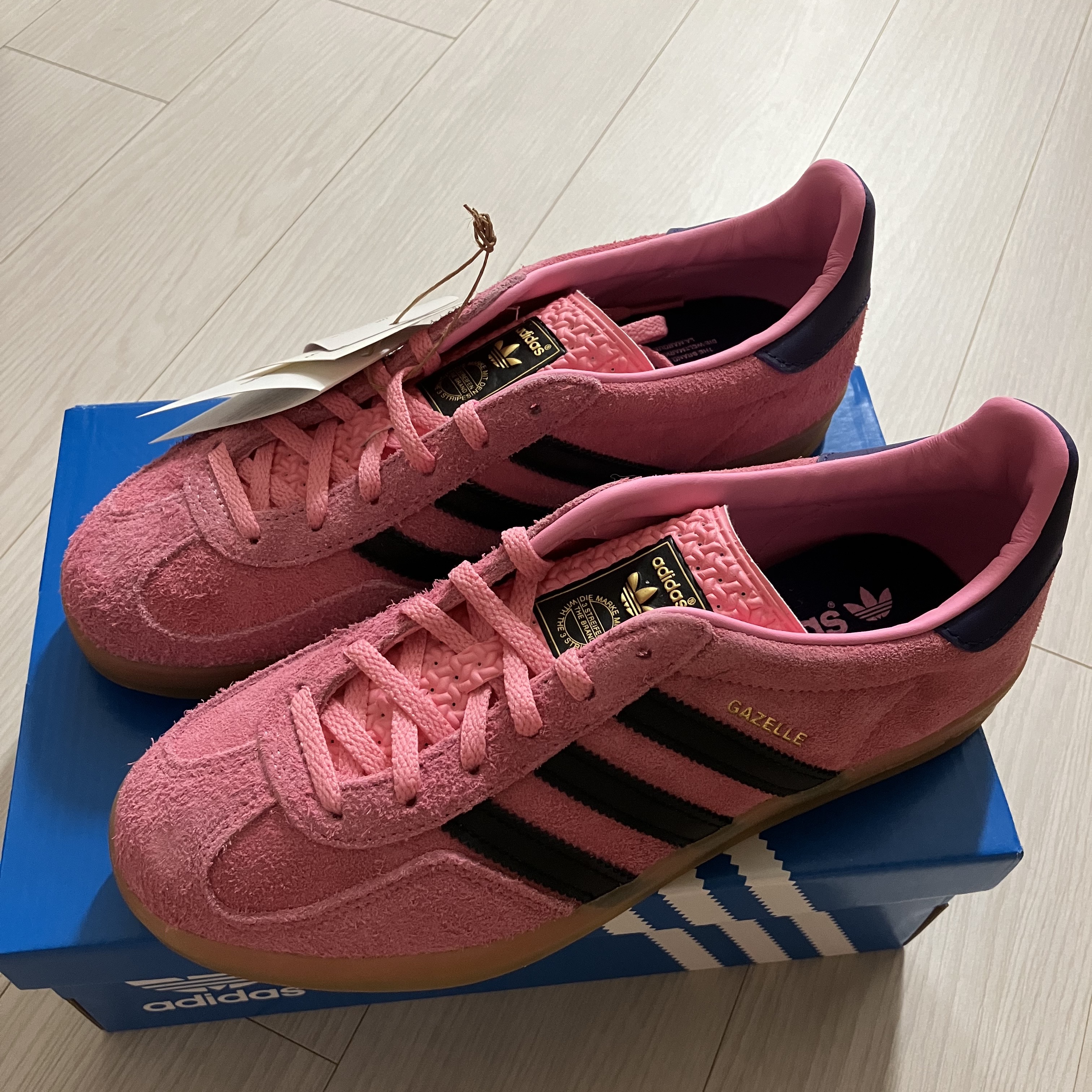 (W) Adidas Gazelle Indoor Bliss Pink 착용 스타일