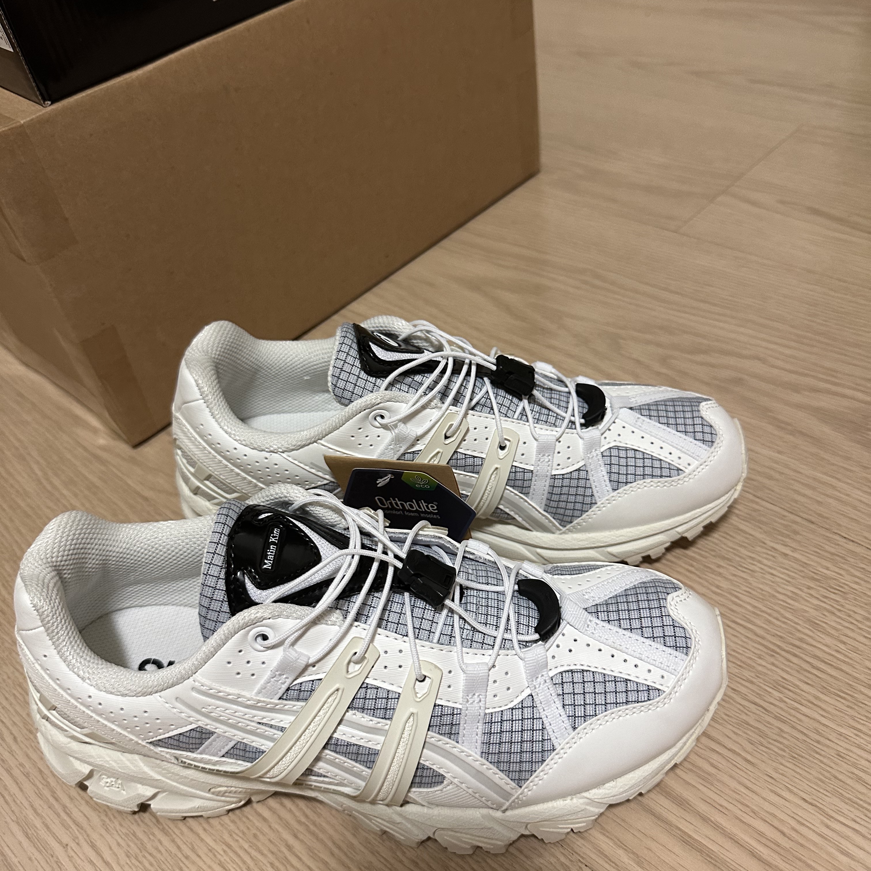 (W) Asics x Matin Kim Gel-Sonoma 15-50 Glacier Grey White 착용 스타일 - 2