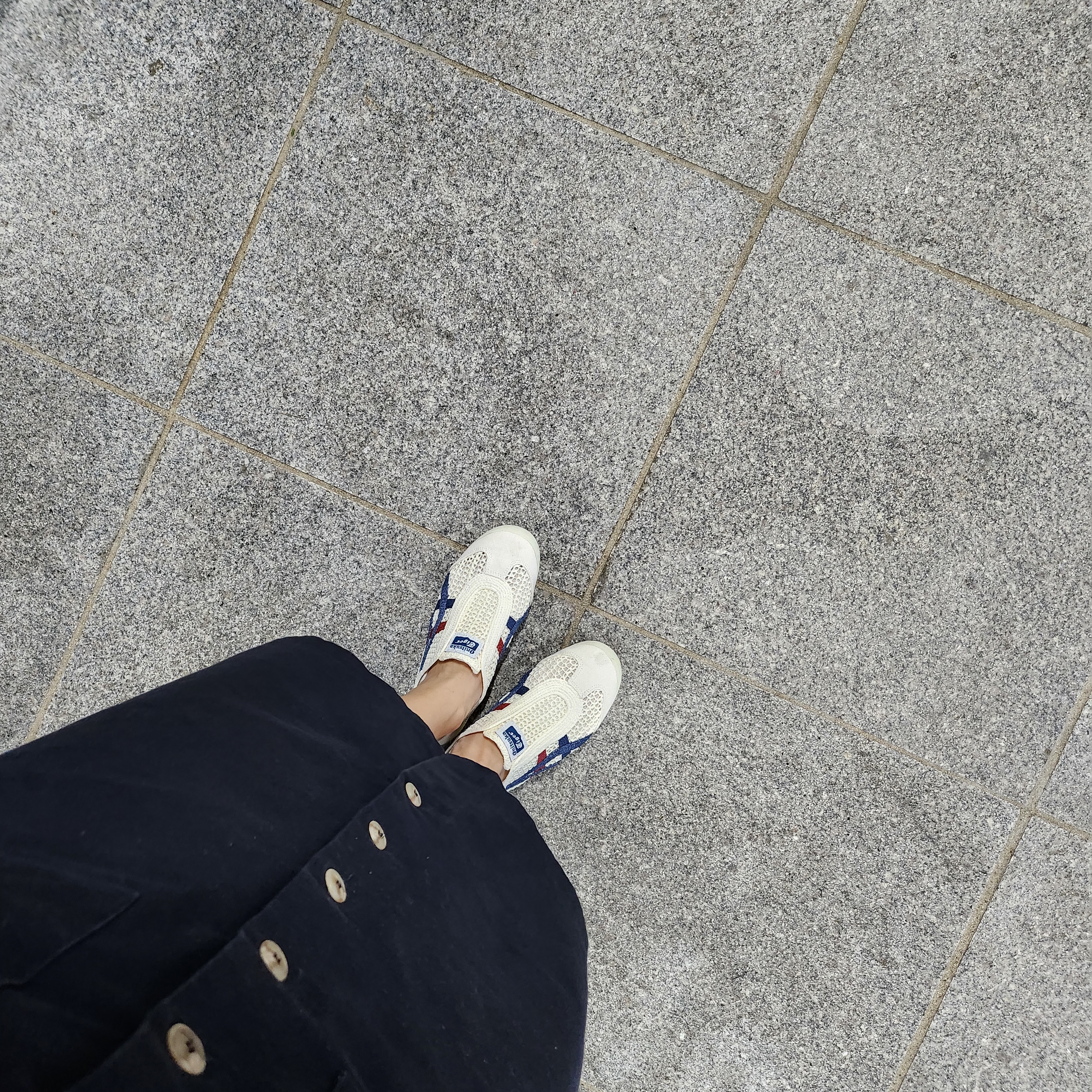 Onitsuka Tiger Mexico 66 Sabot Cream Mako Blue 착용 스타일 - 5