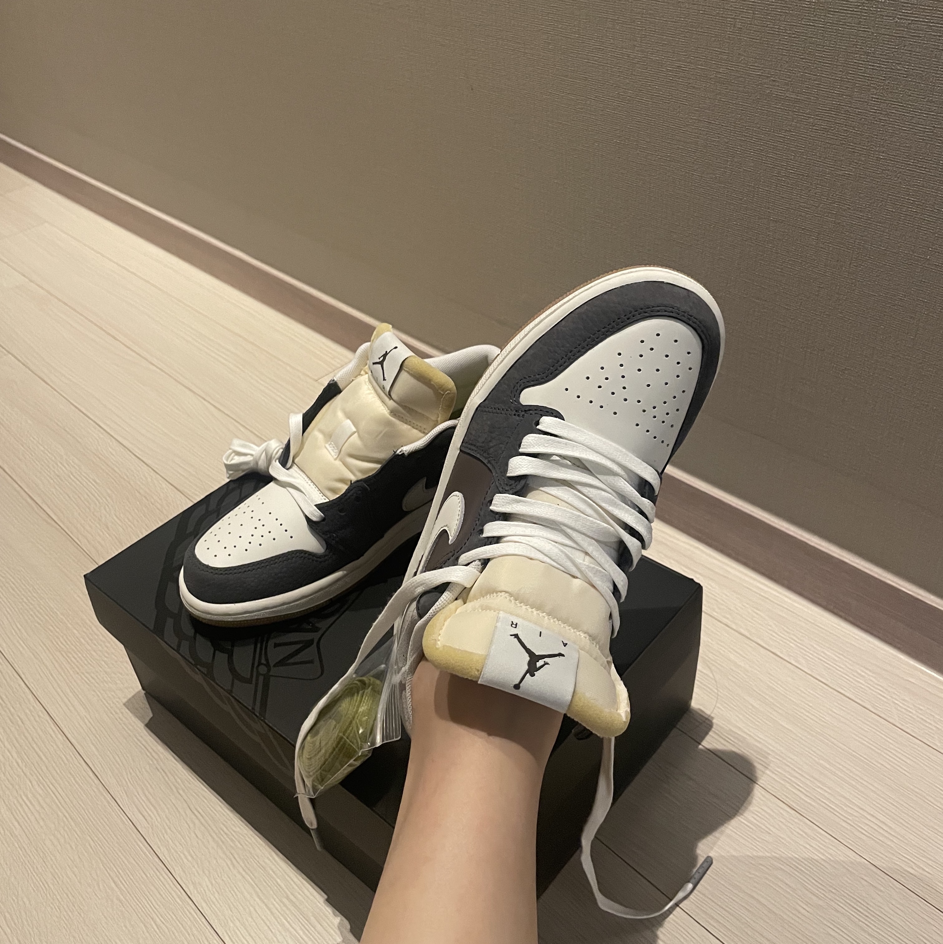 Jordan 1 Low Kkachi 착용 스타일