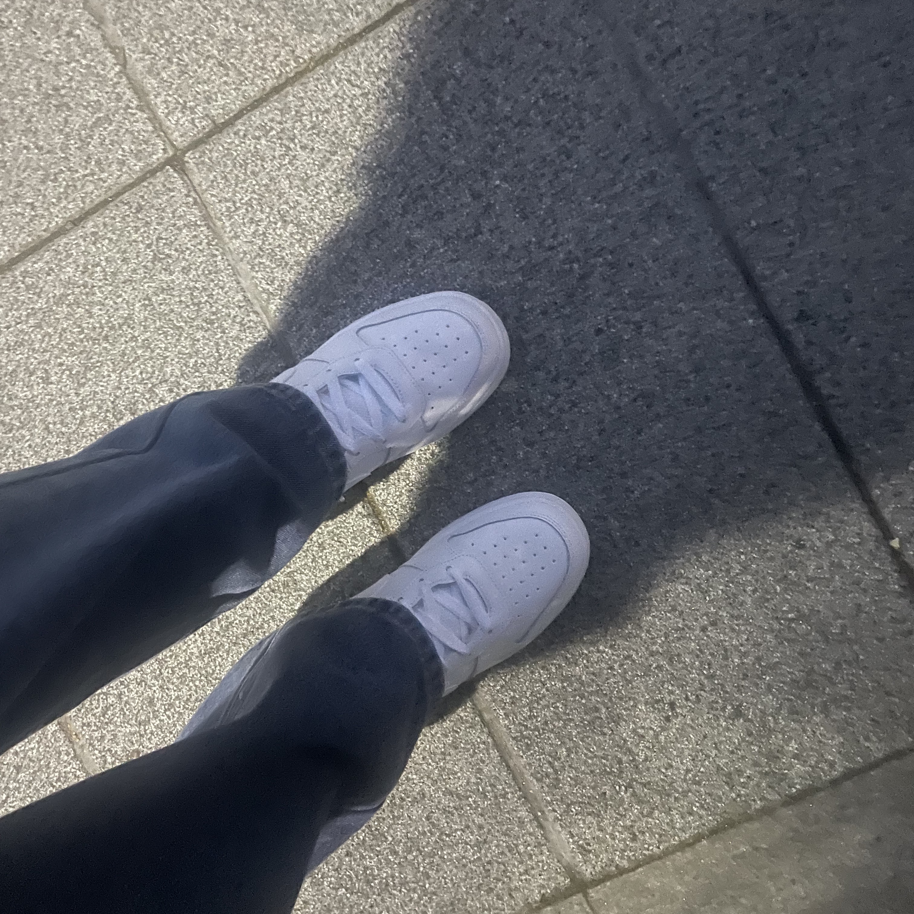 (GS) Nike Court Borough Low 2 Triple White 착용 스타일 - 2