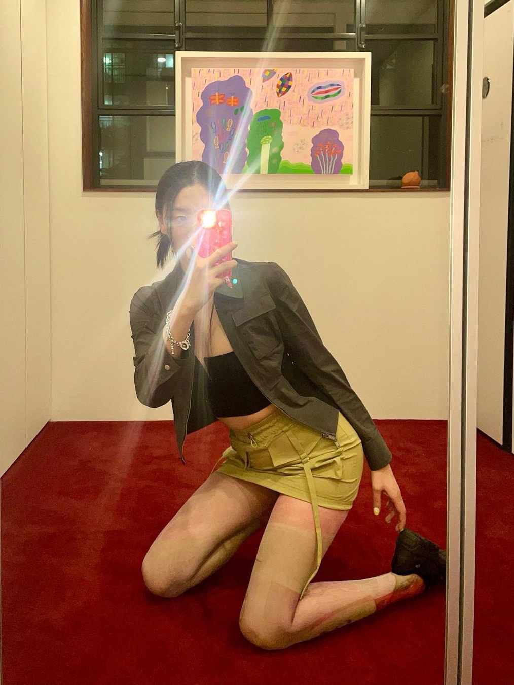 KYO Women Utility 2way Zip Trucker Jaket Charchoal, KYO Women Swallow Cargo Mini Skirt Olive 착용 스타일