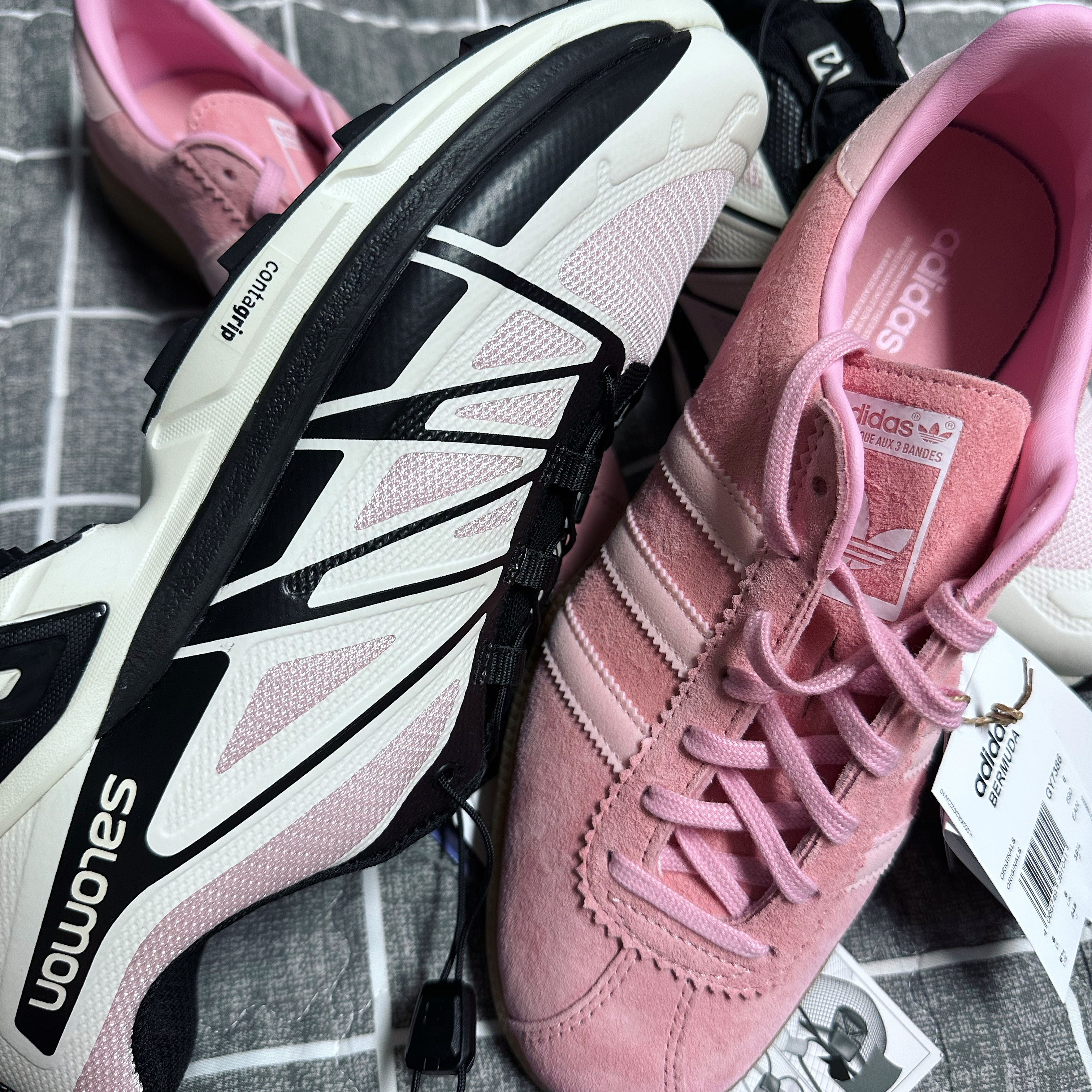 Adidas Bermuda Glow Pink, Salomon XT-Wings 2 Cradle Pink 착용 스타일