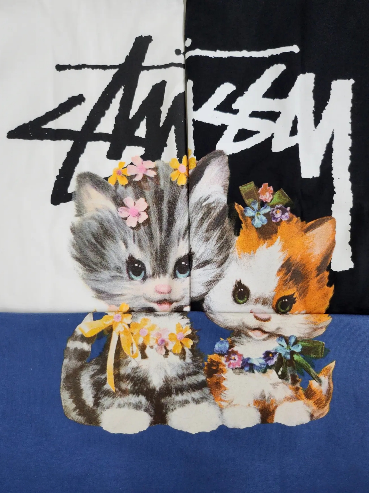 Stussy Kittens T-Shirt White, Stussy Kittens T-Shirt Black 착용 스타일 - 1