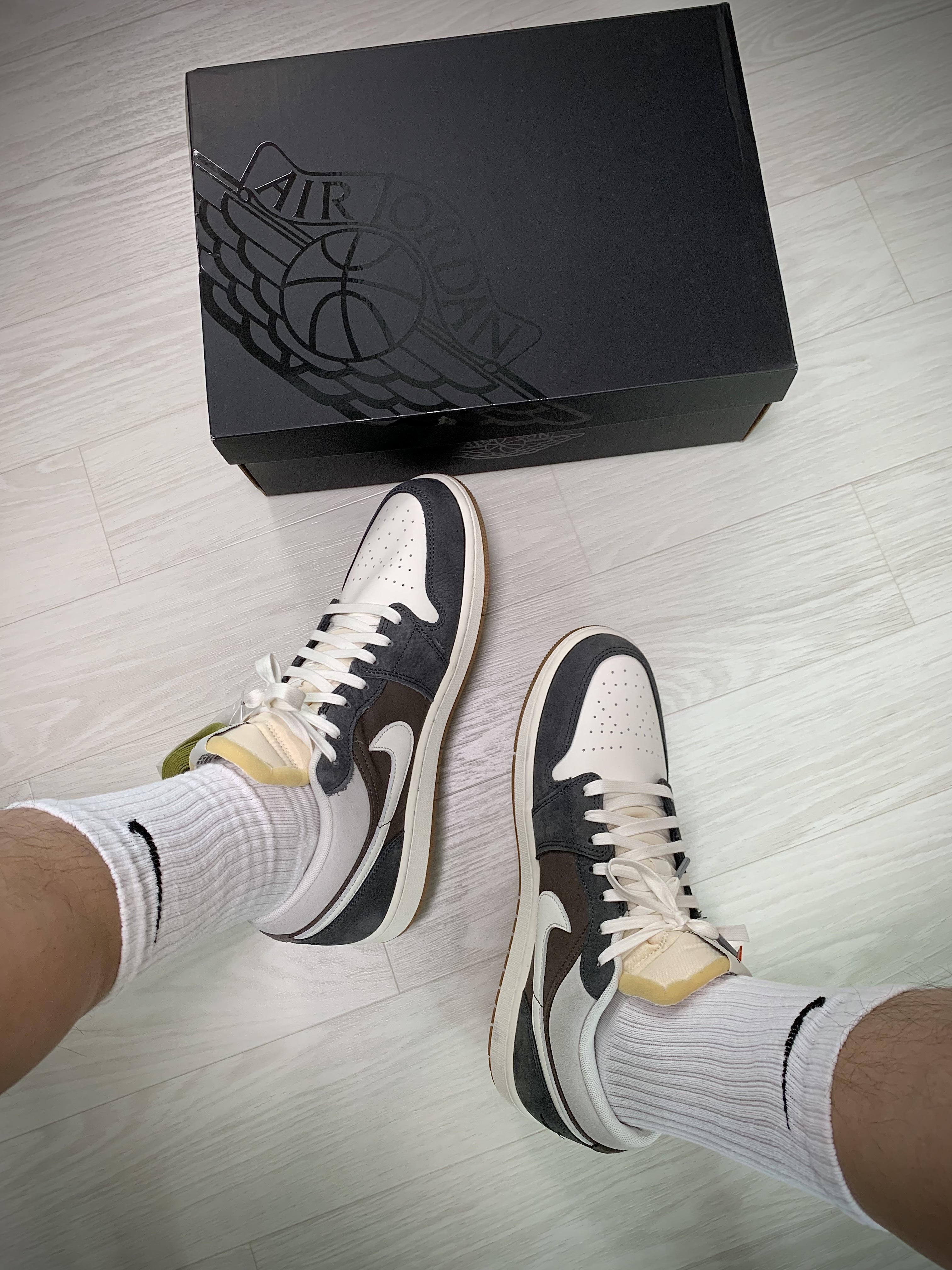 Jordan 1 Low Kkachi 착용 스타일