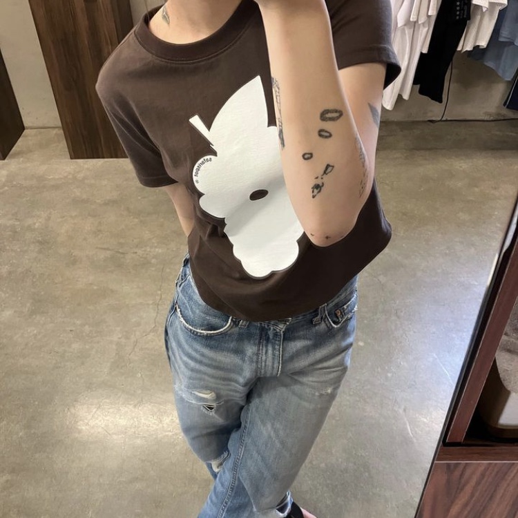Safarispot Women 1/2 Grape Round Tee Brown 착용 스타일 - 2