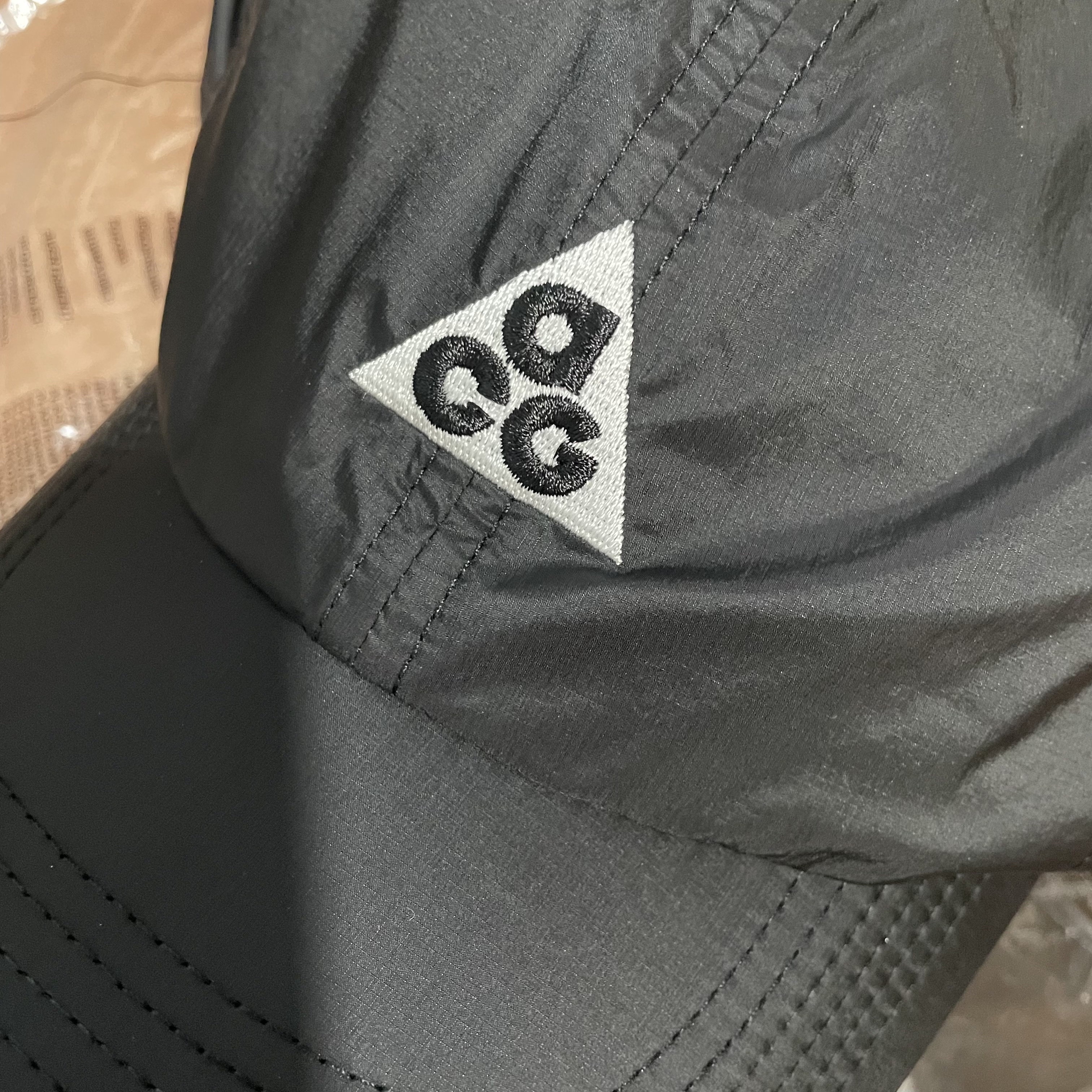 Nike ACG Trail Cap Black 착용 스타일