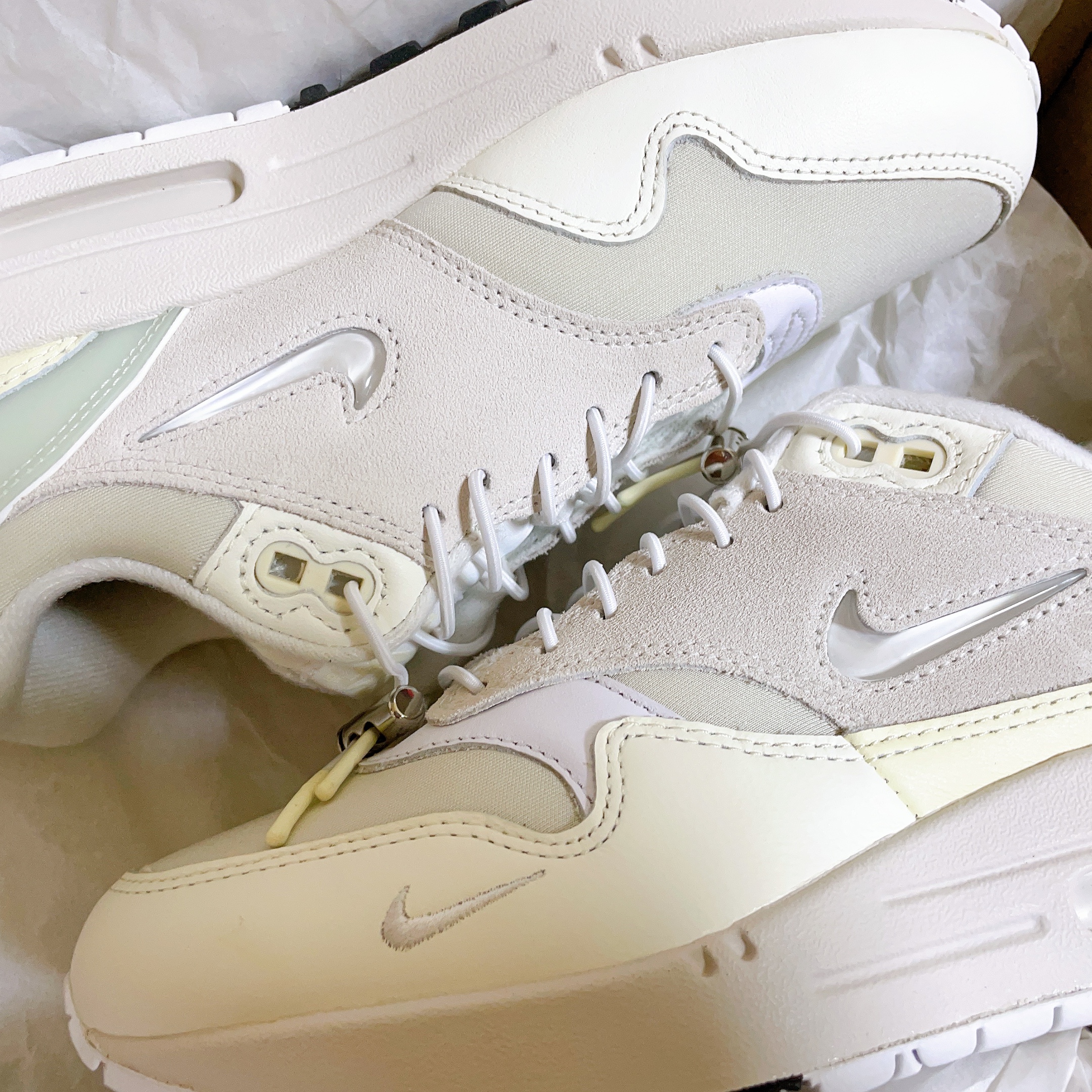 Nike Air Max 1 Hangul Day 착용 스타일 - 1