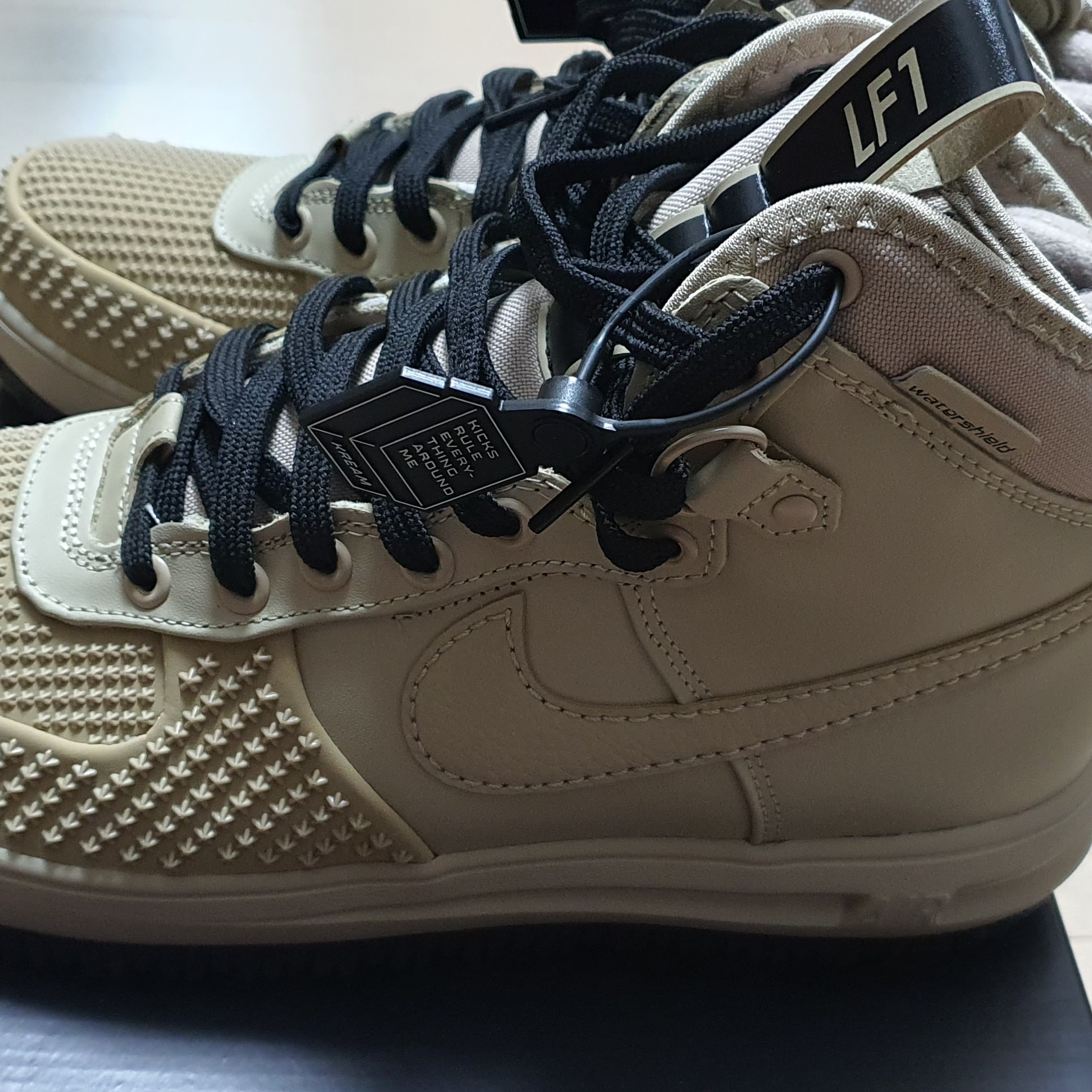 Nike Lunar Force 1 Duckboot Lime Stone 착용 스타일 - 2