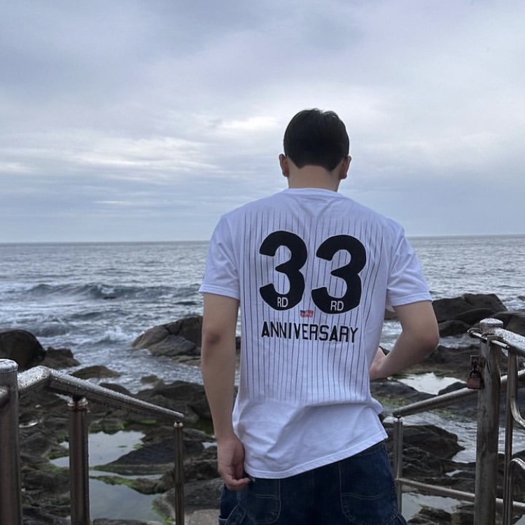 Safarispot Safarispots Magazine Tee White 착용 스타일 - 1