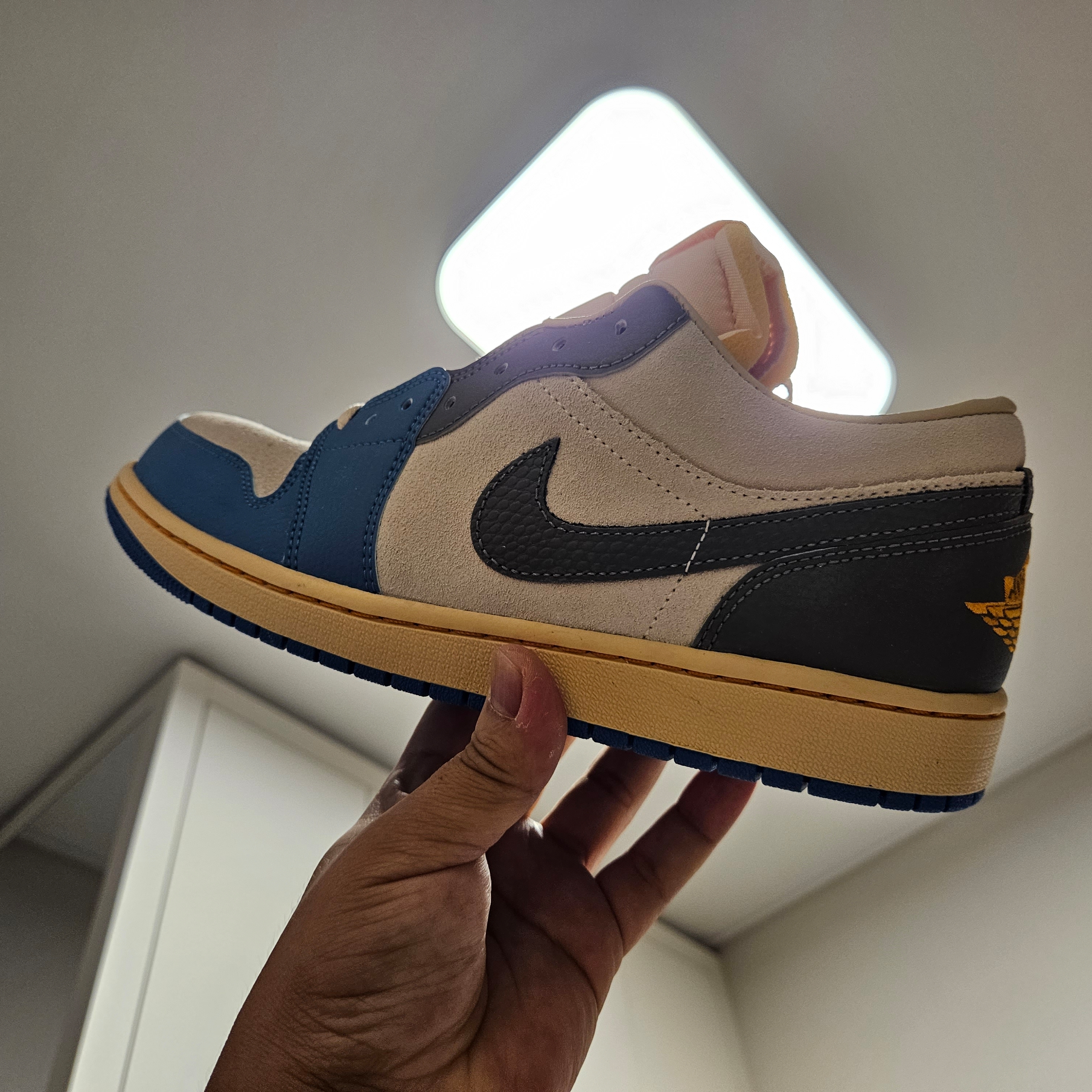Jordan 1 Low SE Tokyo 96 착용 스타일