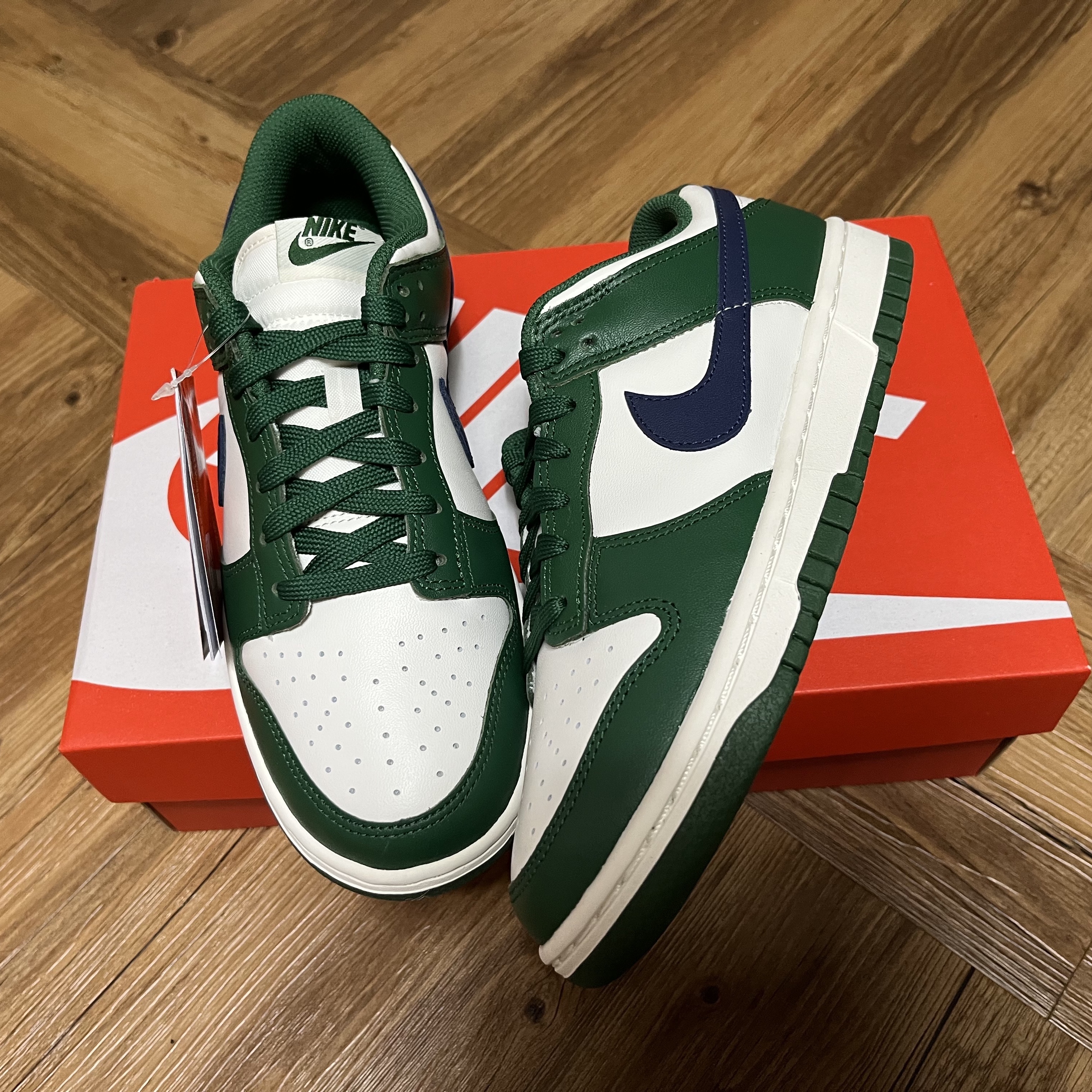(W) Nike Dunk Low Gorge Green 착용 스타일