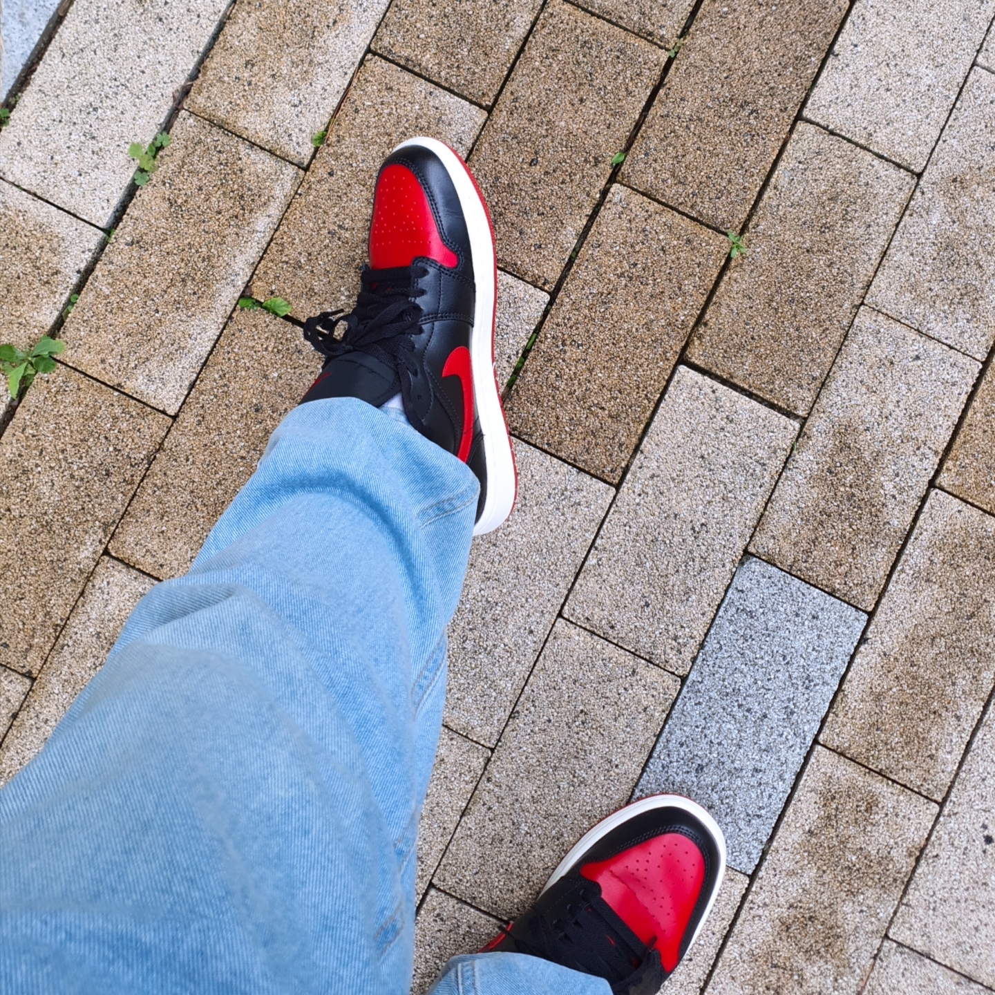 (W) Jordan 1 Low Black Gym Red 착용 스타일
