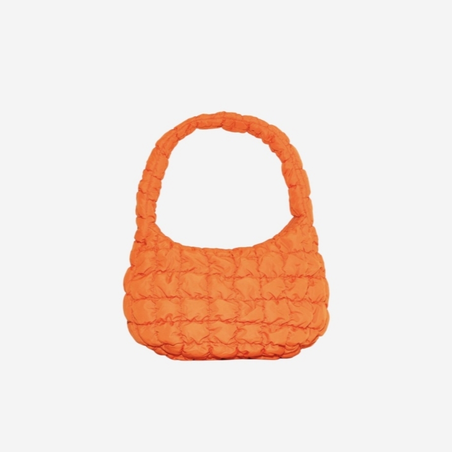 COS Quilted Mini Bag Bright Orange 착용 스타일