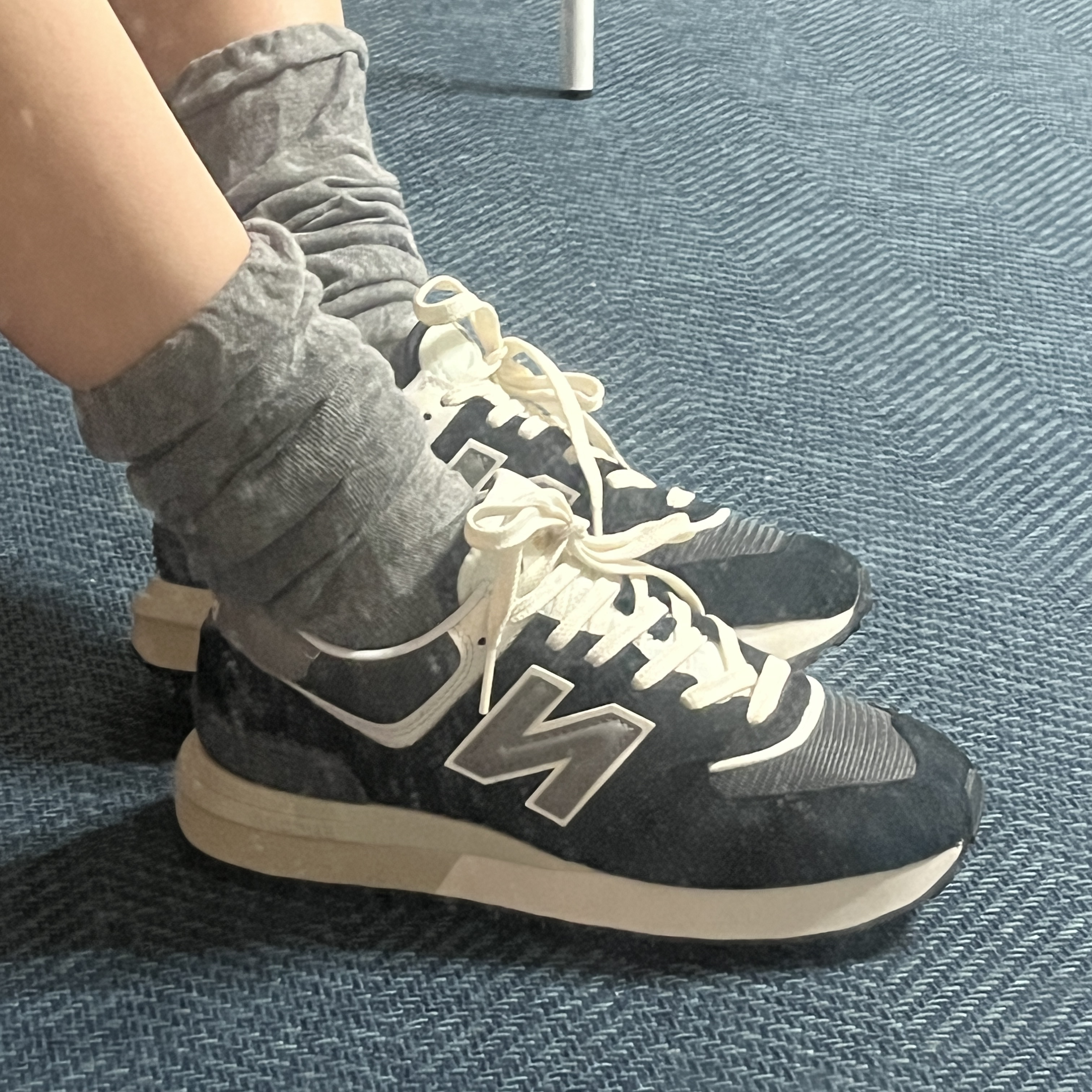 New Balance 574 Legacy Black 착용 스타일